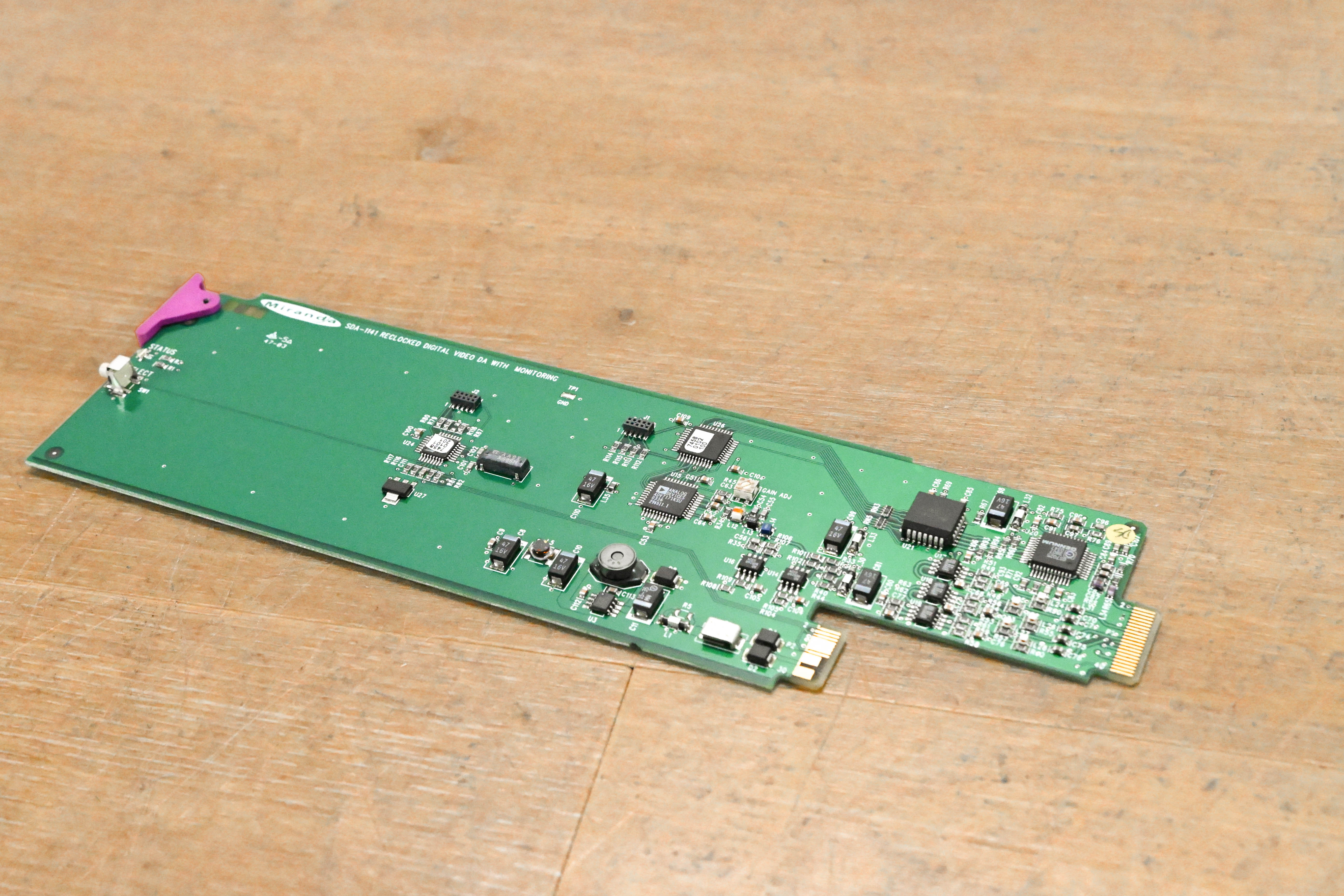 Miranda SDA-1141 Reclocked Digital Video DA with Monitoring Module