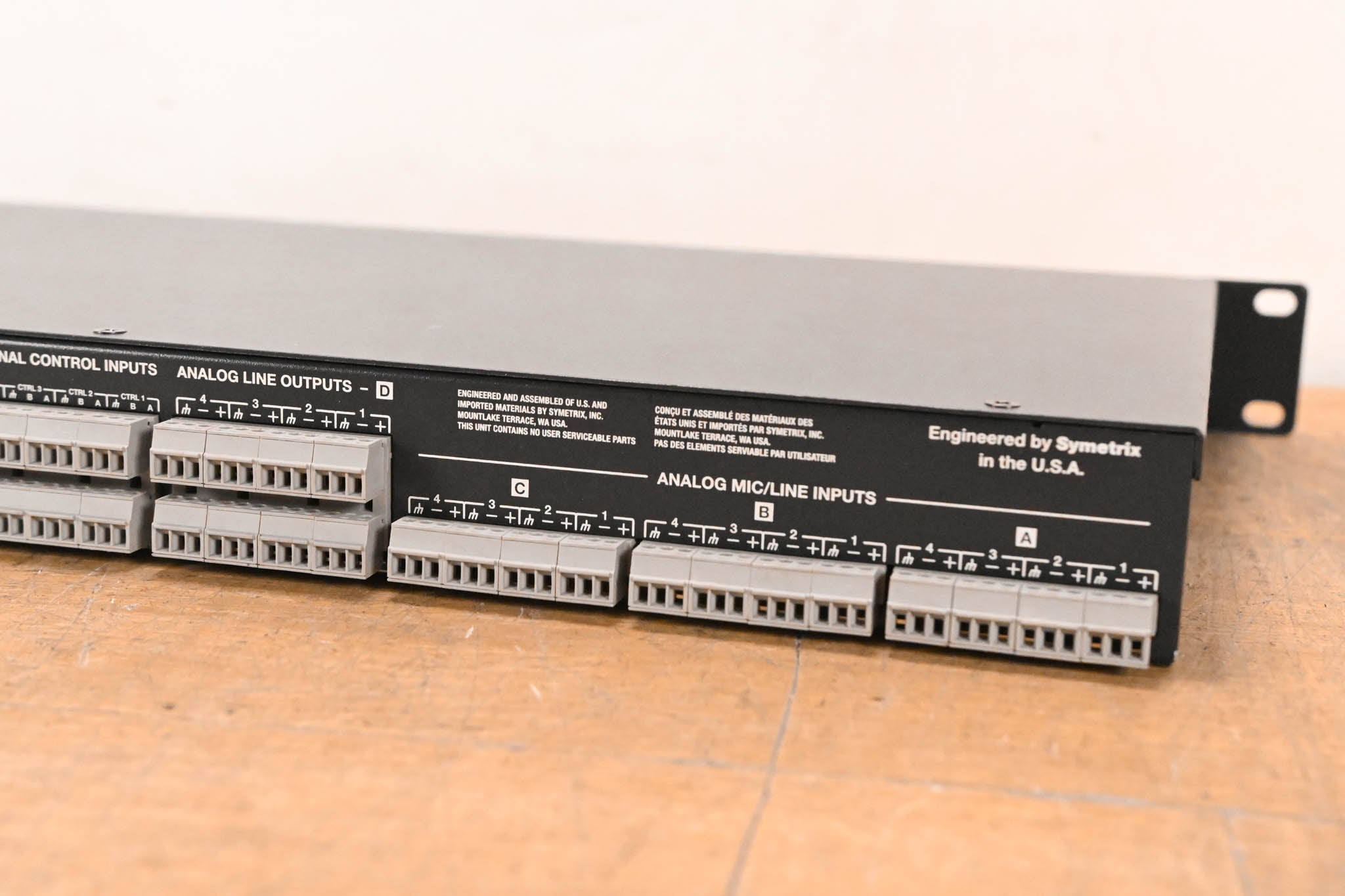 Symetrix SymNet Radius 12x8 EX Digital Signal Processor