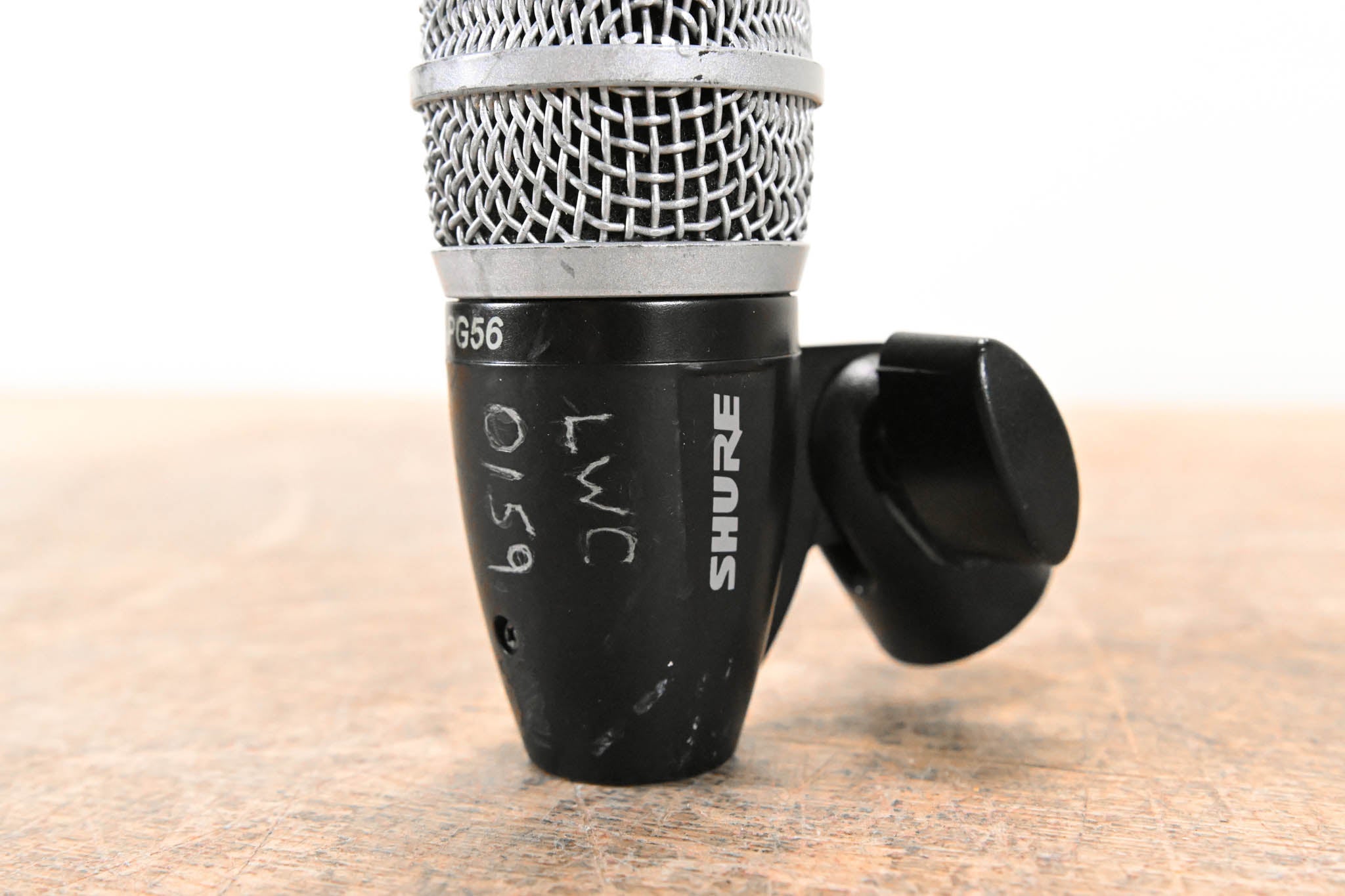 Shure PG56 Cardioid Dynamic Snare/Tom Microphone