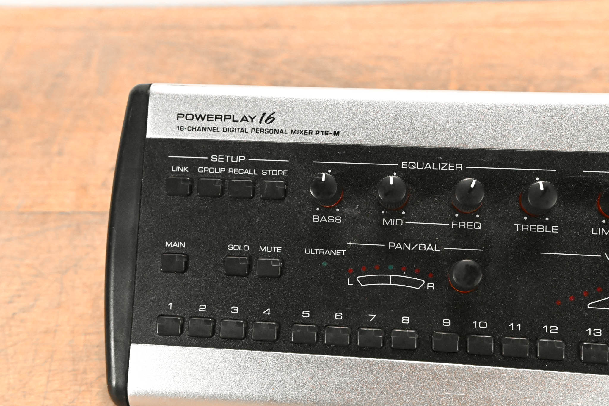 Behringer Powerplay P16-M 16-Channel Digital Personal Mixer