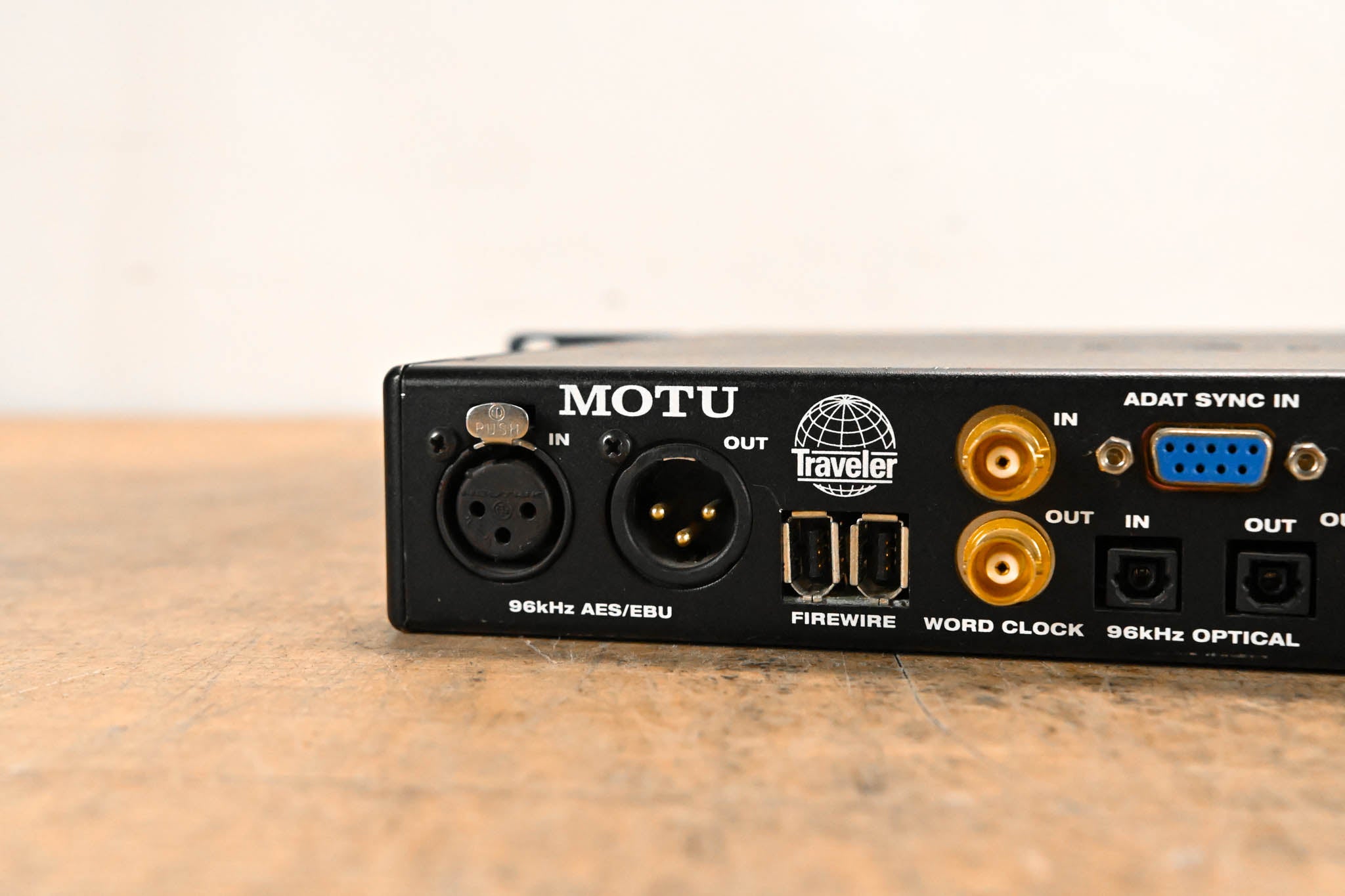 MOTU Traveler Mk1 FireWire Audio Interface (NO POWER SUPPLY)