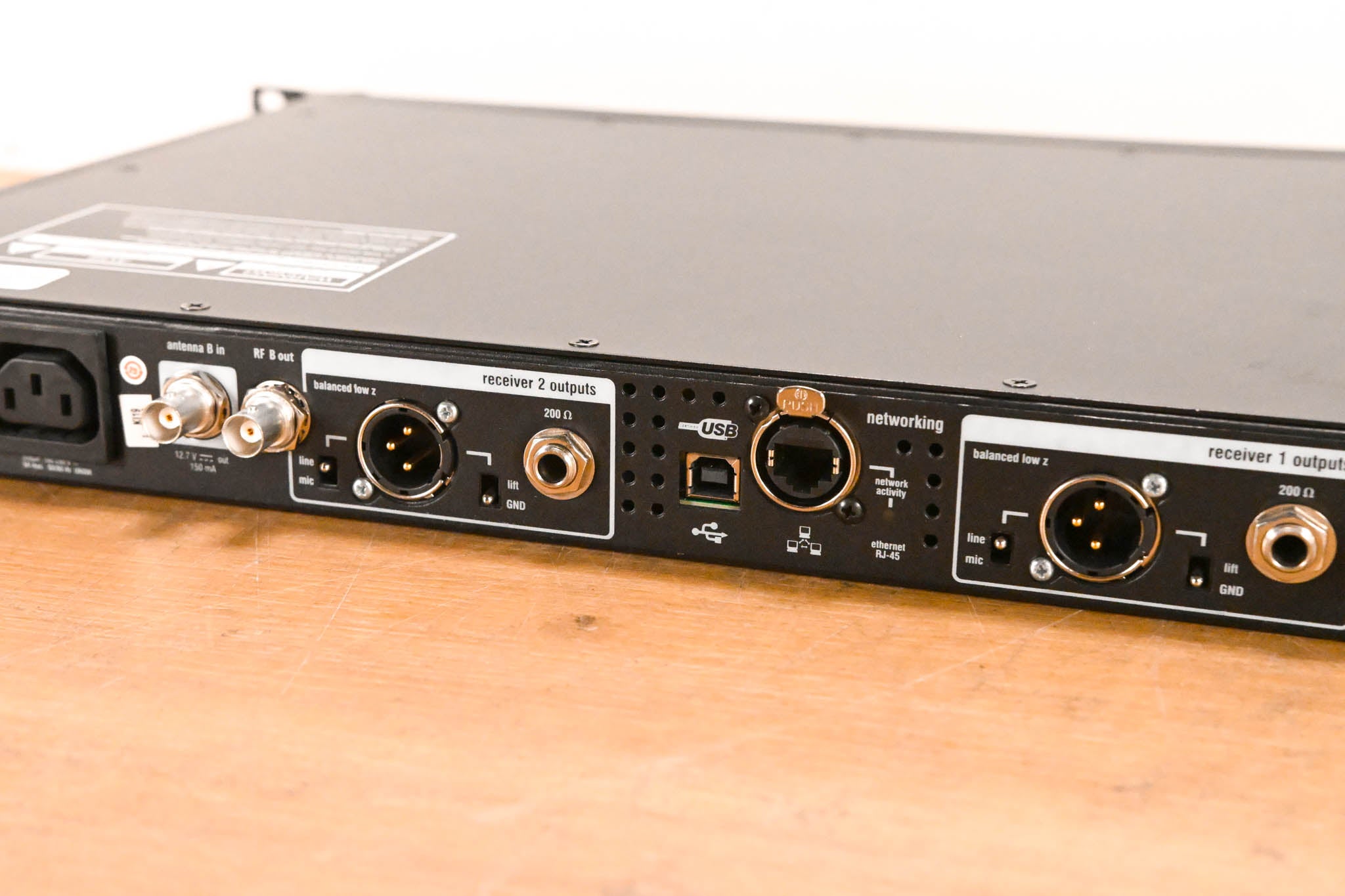 Shure UR4D+ Wireless Receiver w/UR1 Bodypack & UR2/BETA58A Mic - H4 Band