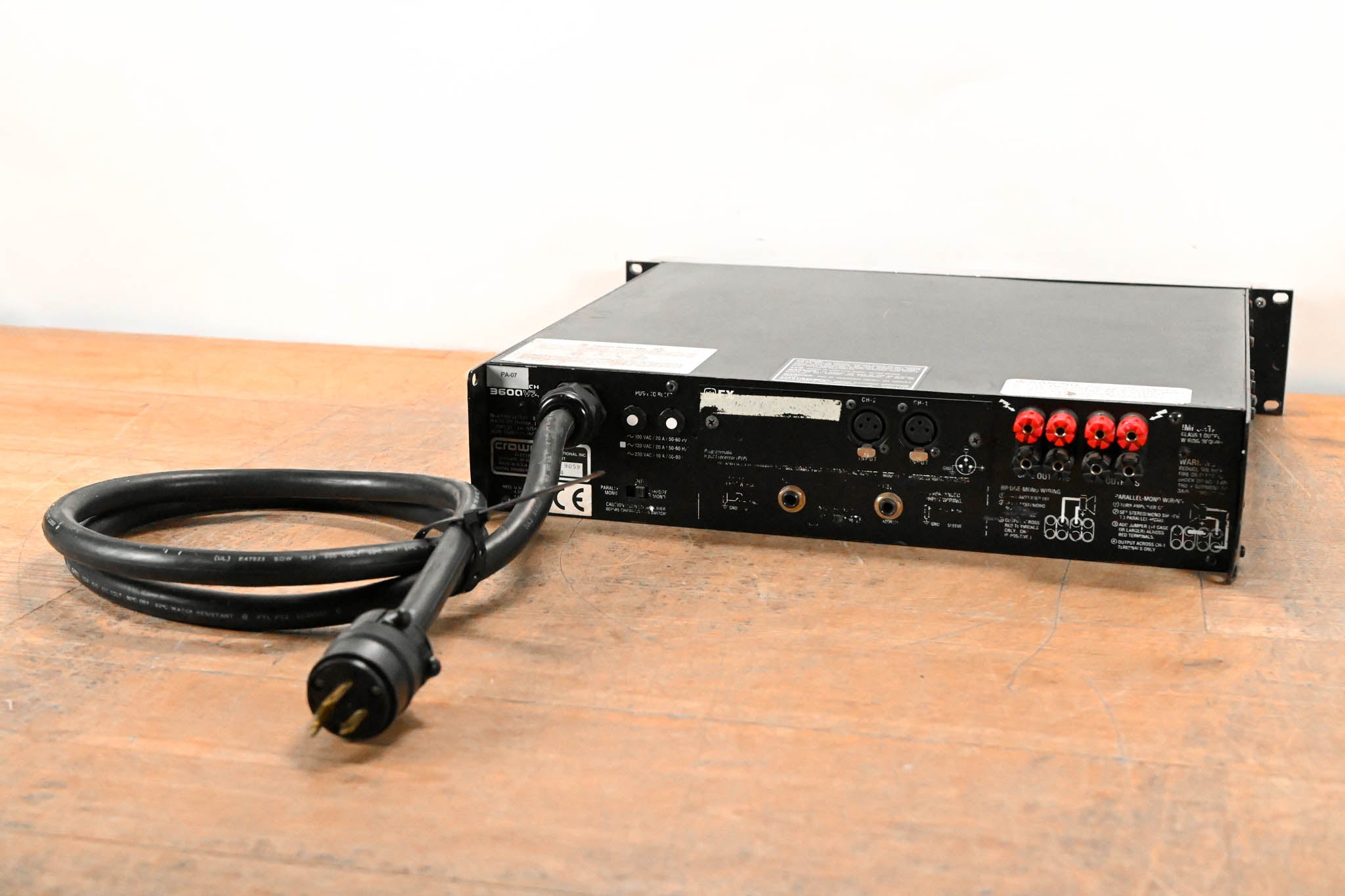 Crown Macro-Tech 3600VZ 2-Channel Power Amplifier