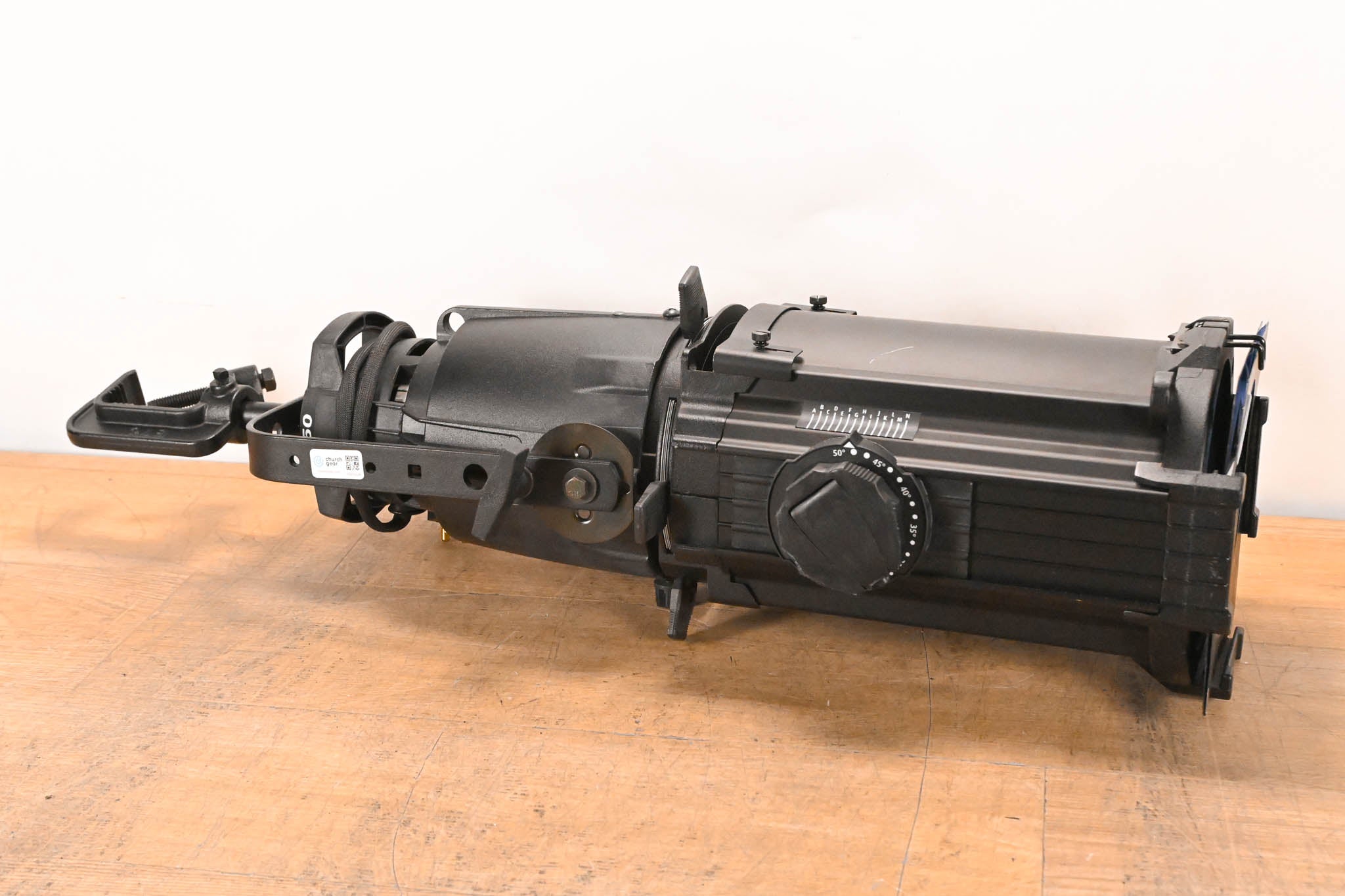 ETC Source Four Zoom 25-50 Degree 750 Ellipsoidal Light