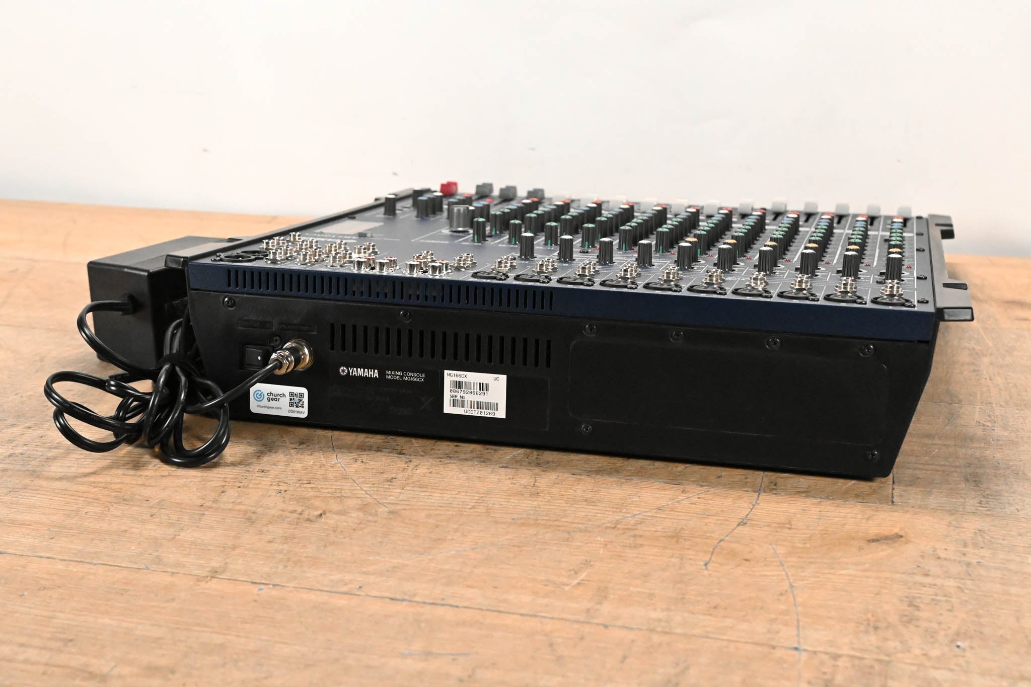 Yamaha MG166CX 16-Channel, 6-Bus Analog Mixer