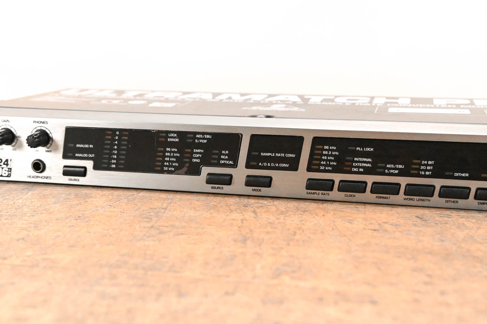 Behringer ULTRAMATCH PRO SRC2496 Sample Rate Converter