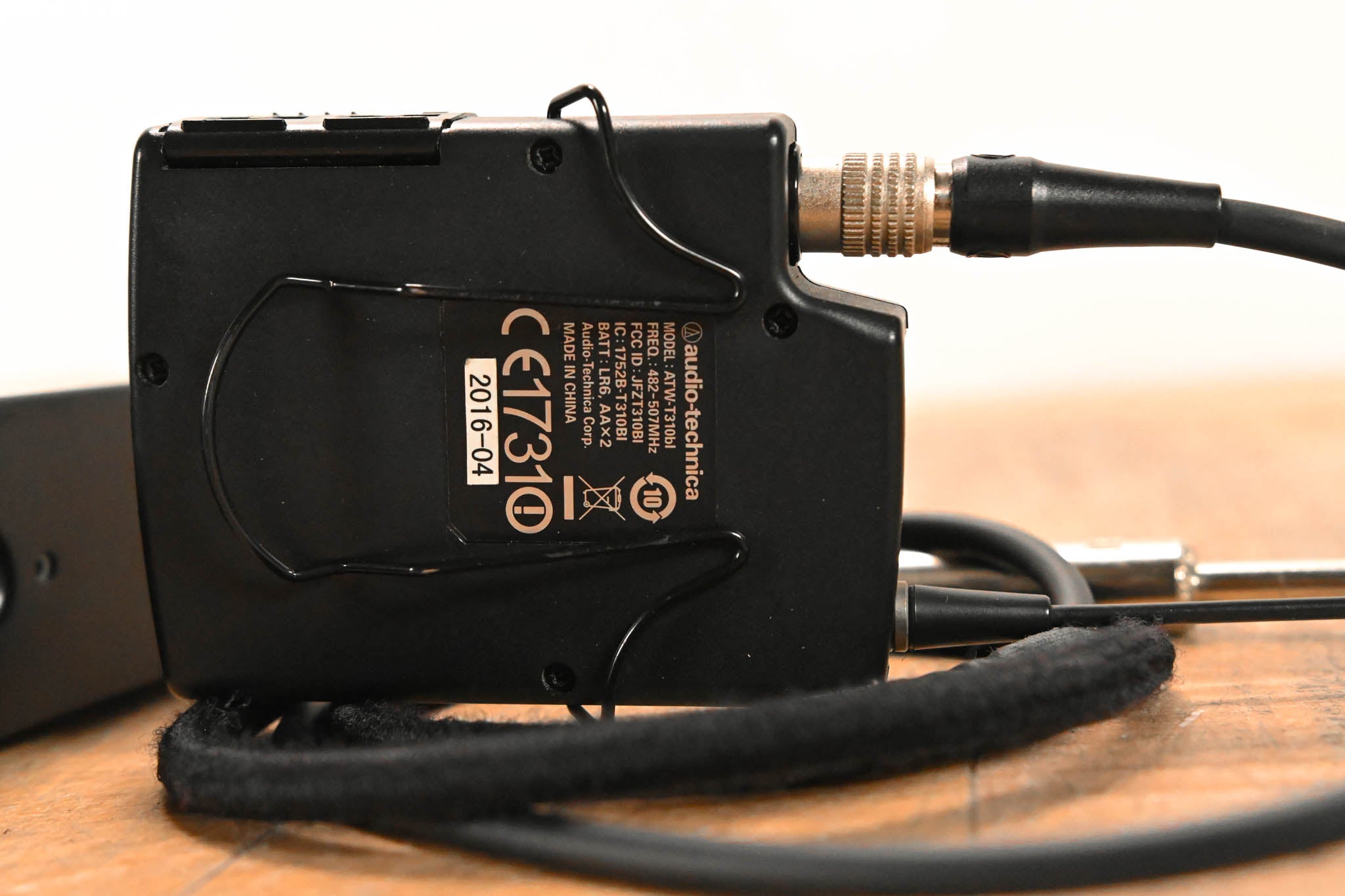 Audio-Technica ATW-R3100bl Receiver w/ Bodypack - 482-507 MHz (NO PSU)