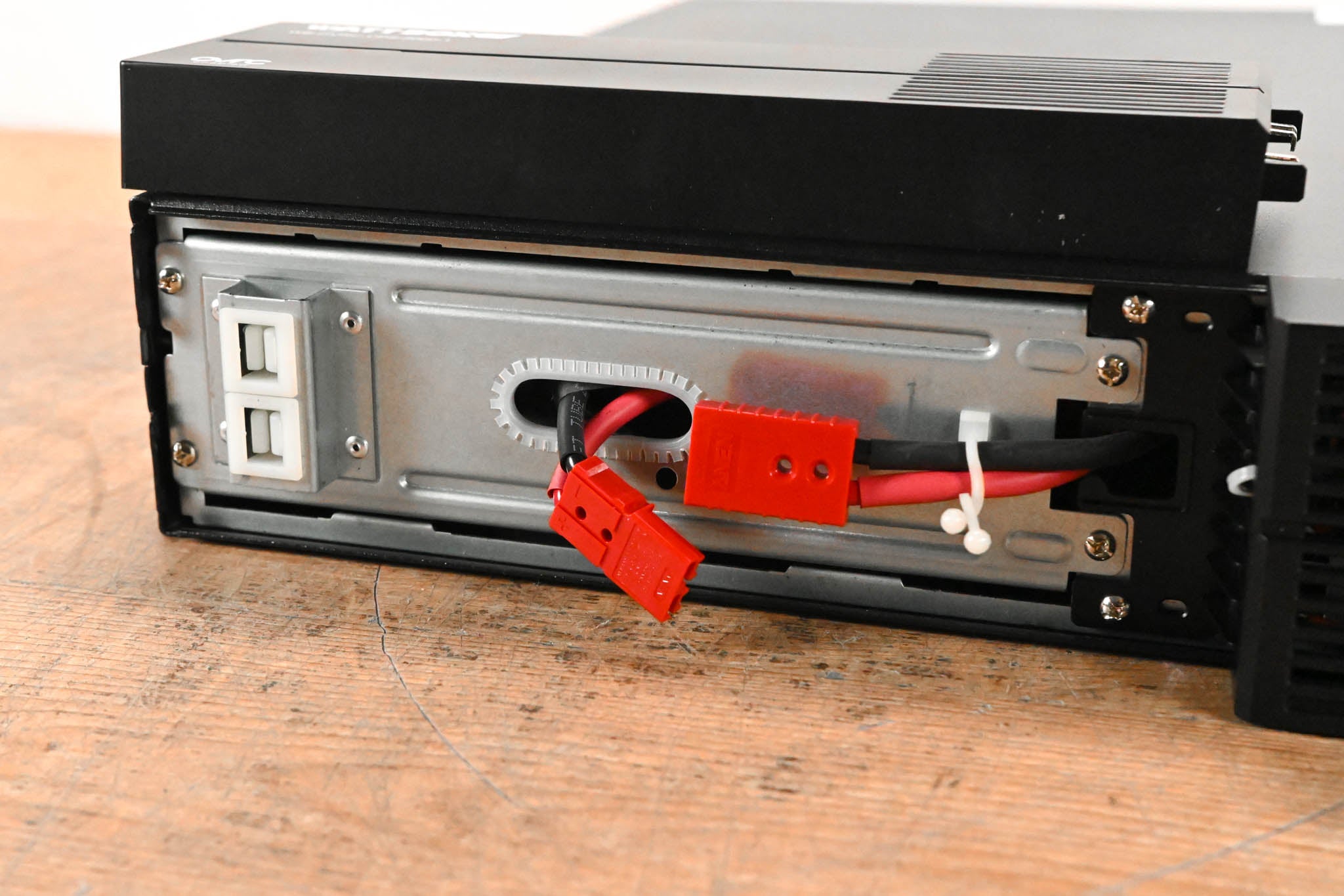 WattBox WB-OVRC-2000-1 2000VA UPS Battery Pack for IP Power Conditioner