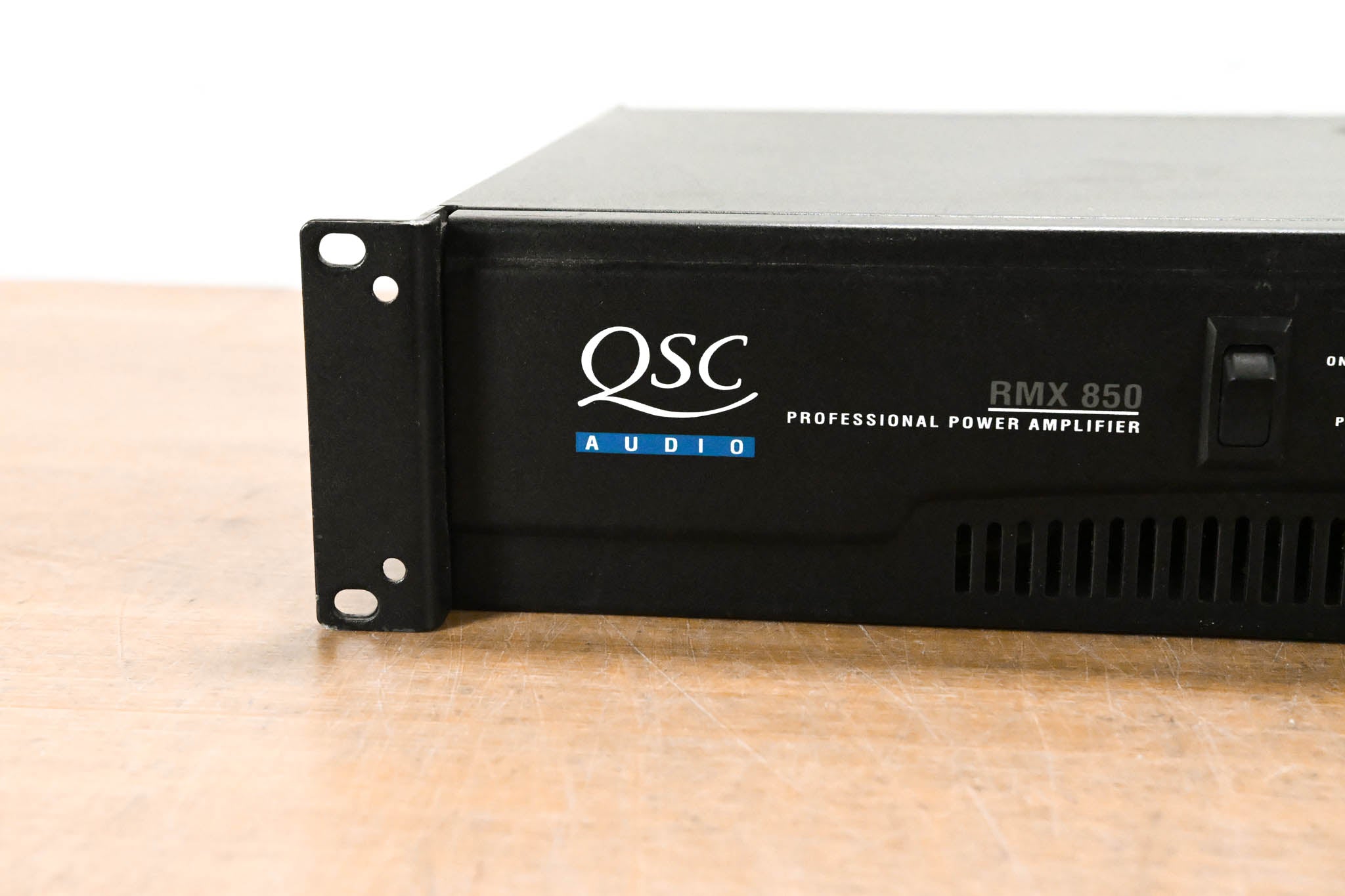 QSC RMX850 2-Channel Power Amplifier