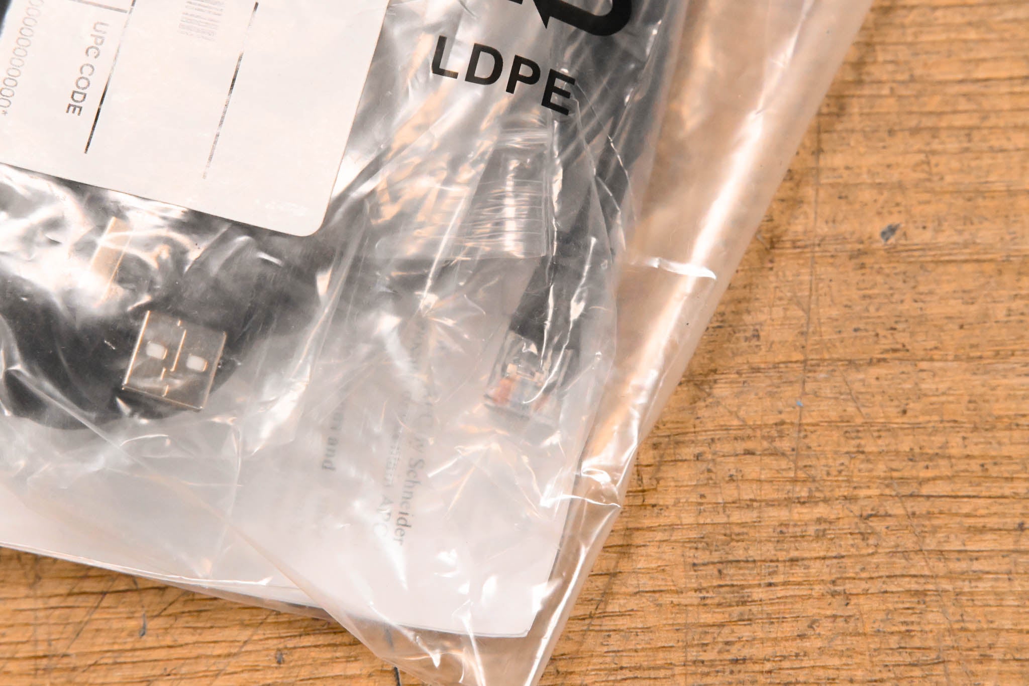 APC SMT1000RM2UC Smart-UPS Battery Backup w/ SmartConnect