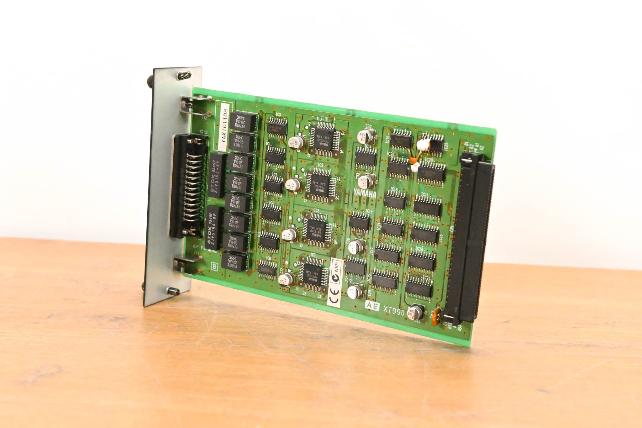 Yamaha MY8-AE 8-Channel AES/EBU Input/Output Card