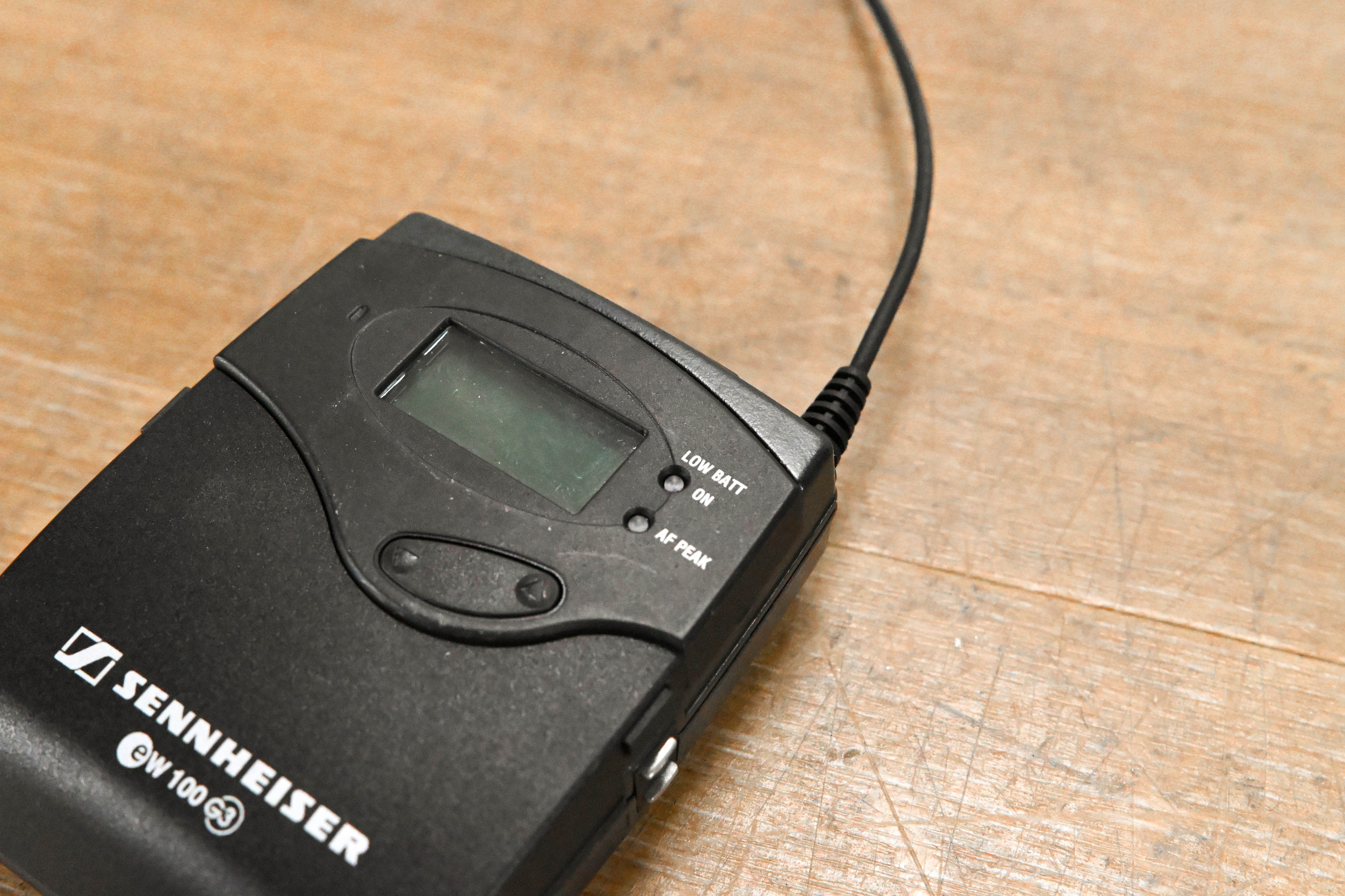 Sennheiser SK 100 G3 Wireless Bodypack Transmitter A Range: 516-558 MHz
