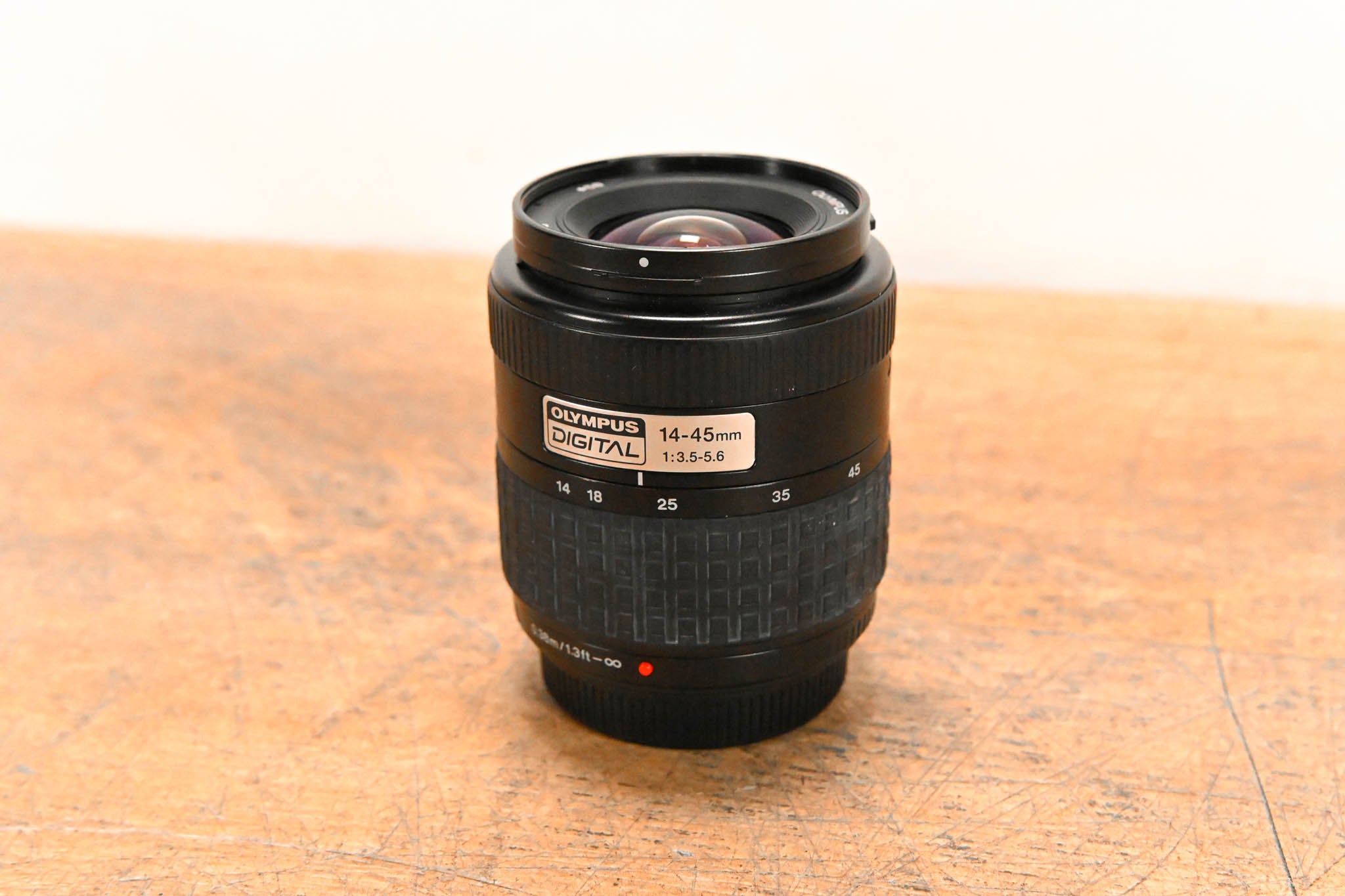 Olympus 14-45mm f/3.5-5.6 Zuiko Digital Zoom Lens