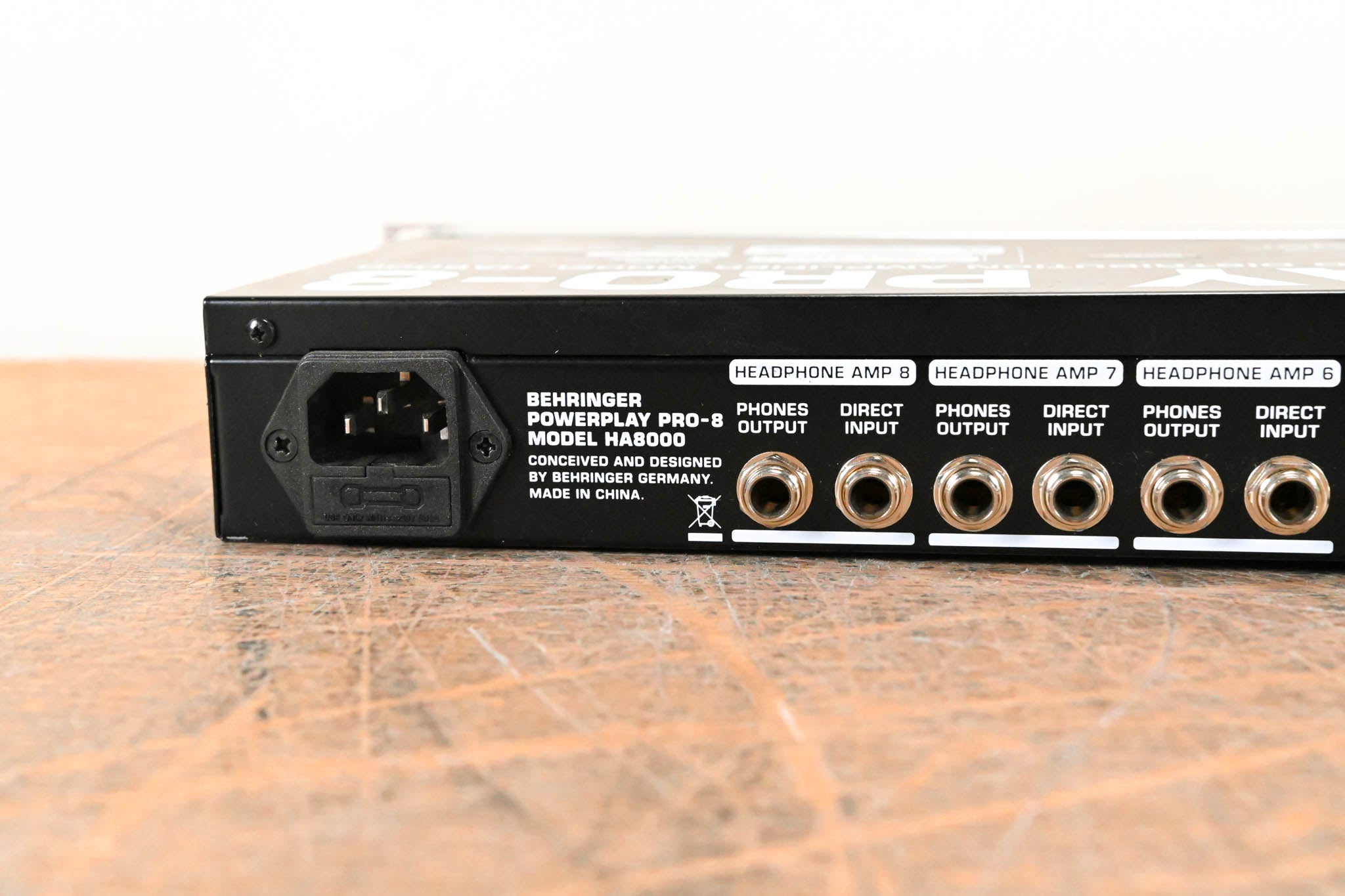 Behringer POWERPLAY PRO-8 HA8000 8-CH Headphone Distribution Amplifier