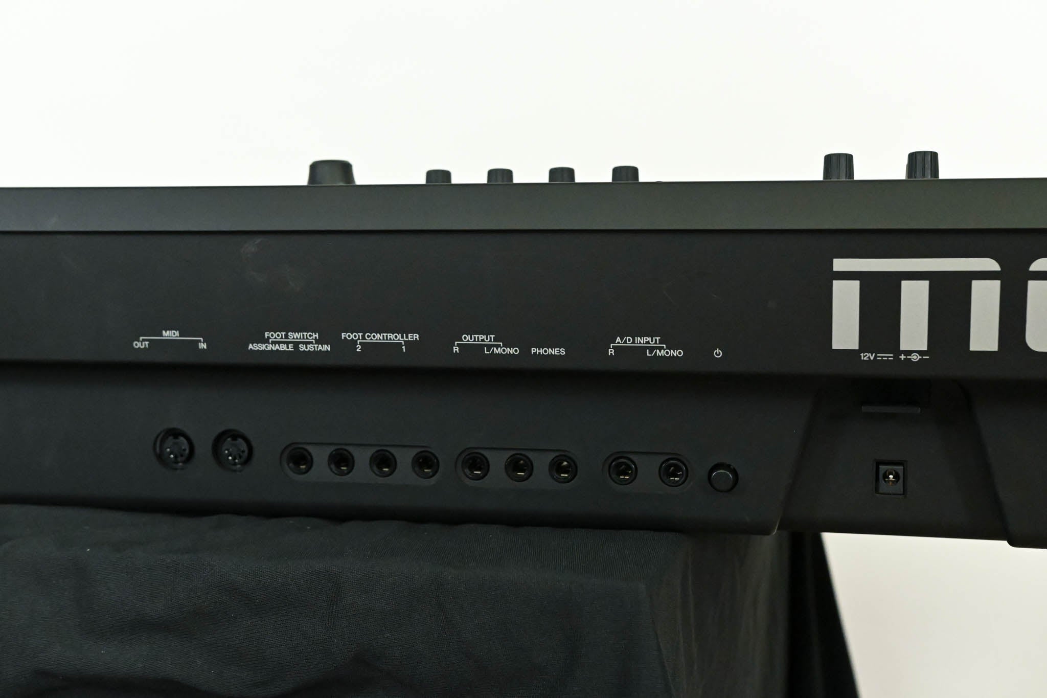 Yamaha MODX8 88-Key Synthesizer Workstation (NO POWER SUPPLY)
