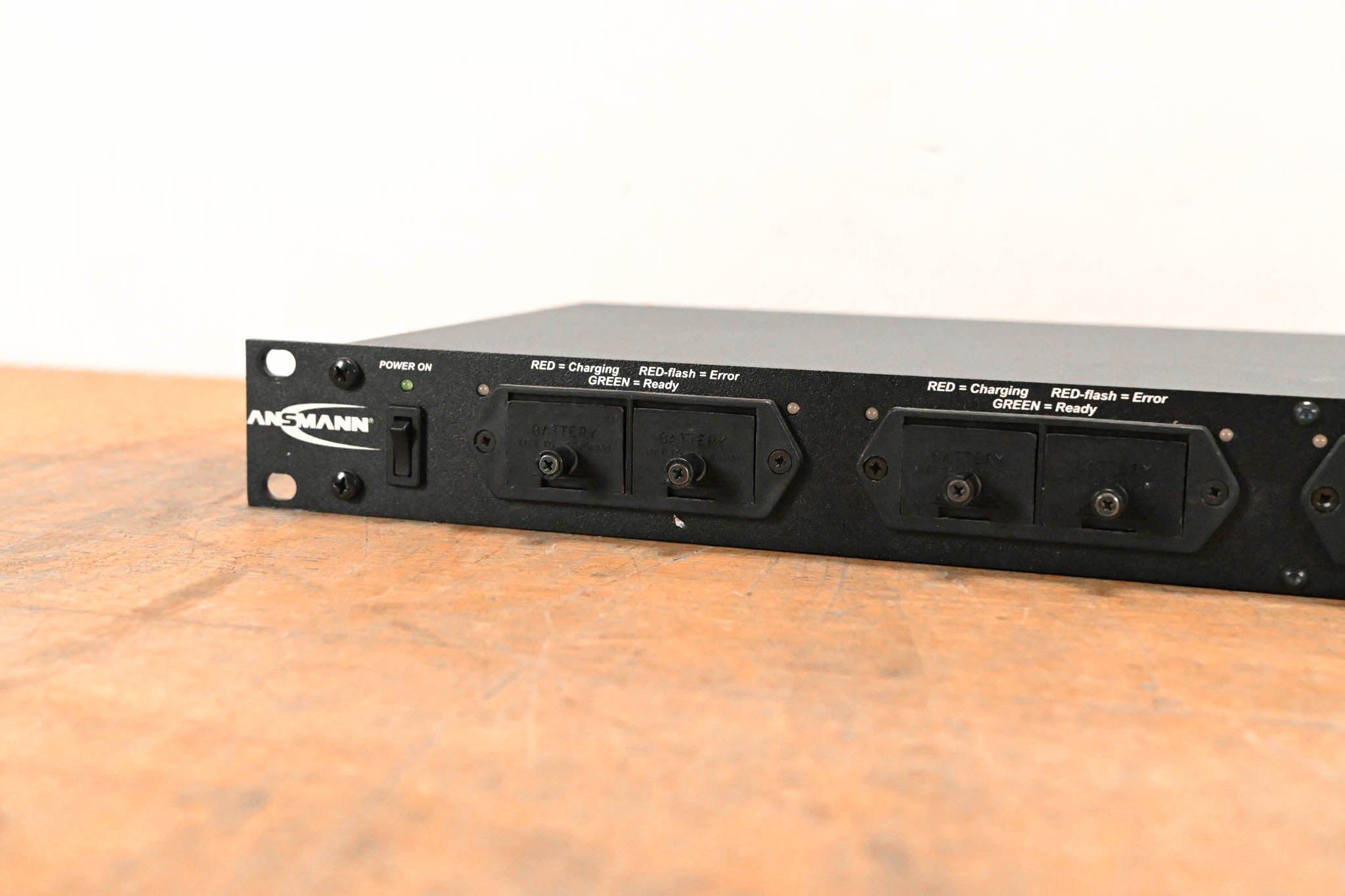 Ansmann Professional 8 - 9V Rack Mount Battery Charger