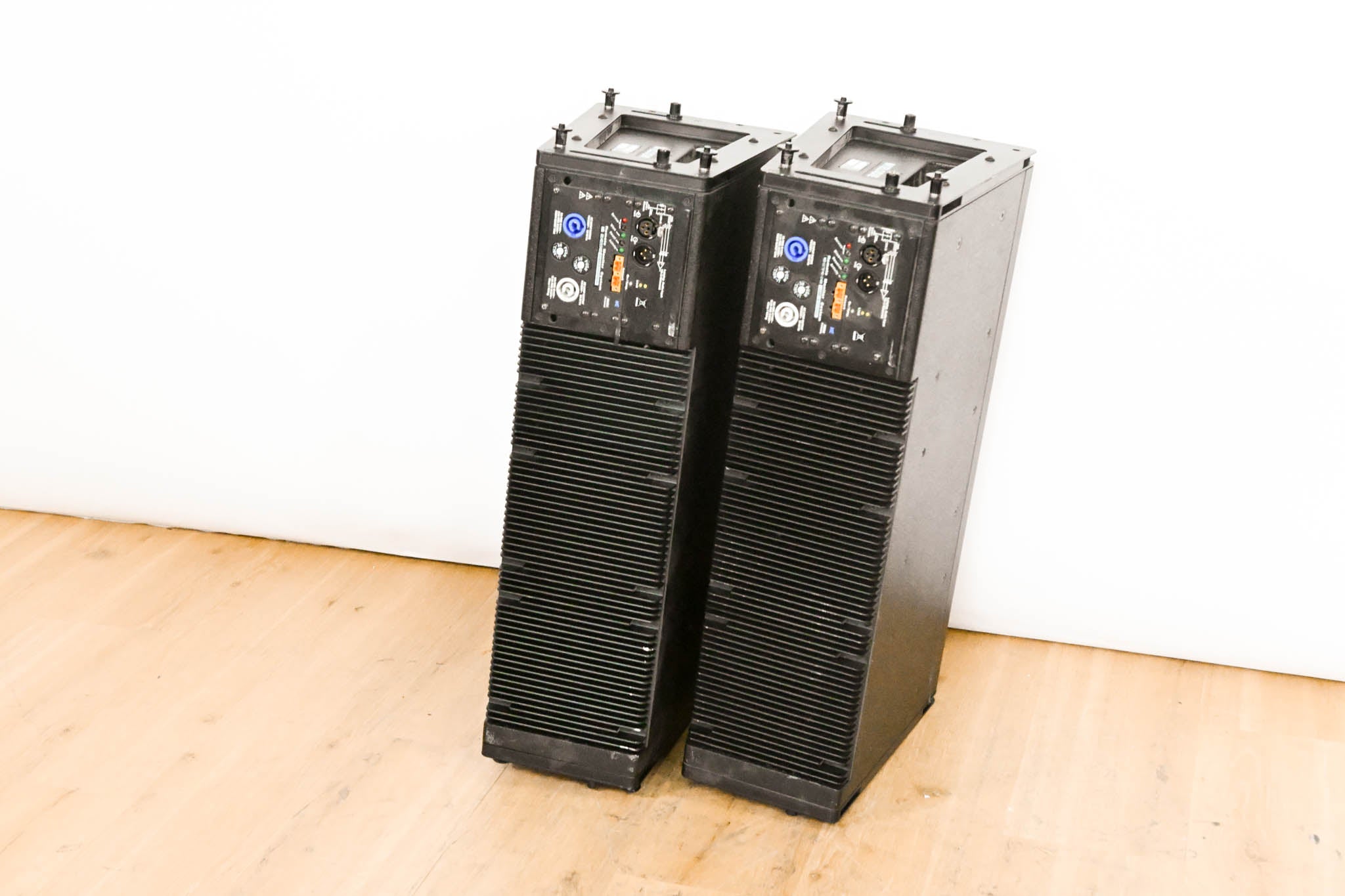 Meyer Sound M'elodie High-Power Curvilinear Array Loudspeaker (PAIR)