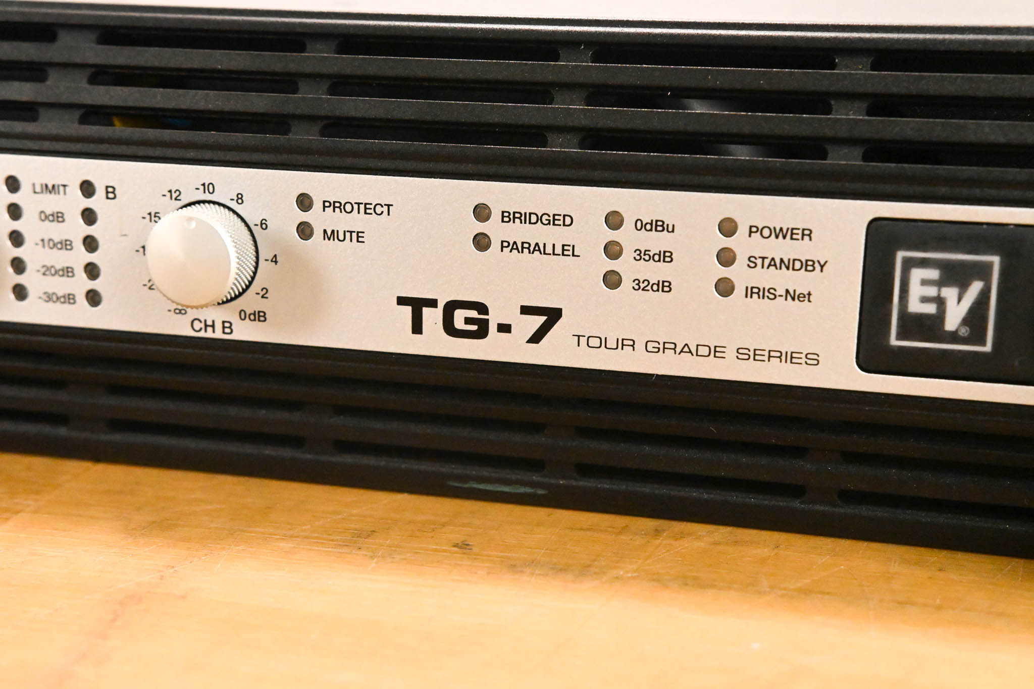 Electro-Voice (EV) TG-7 Tour-Grade Stereo Power Amplifier