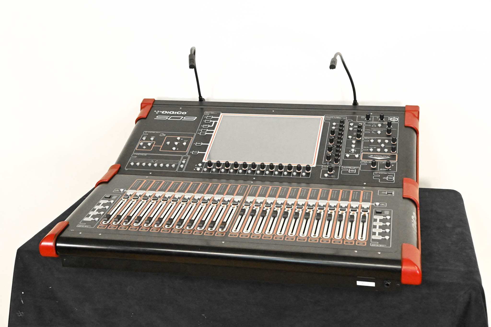 DiGiCo SD9 Digital Mixing Console