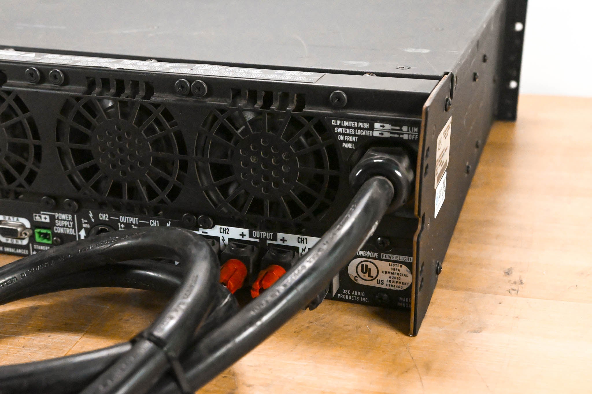 QSC PowerLight 6.0 II 2-channel Power Amplifier