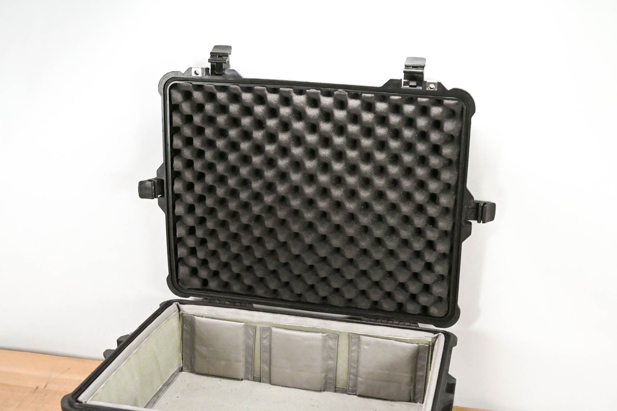 Pelican 1600 Protector Case