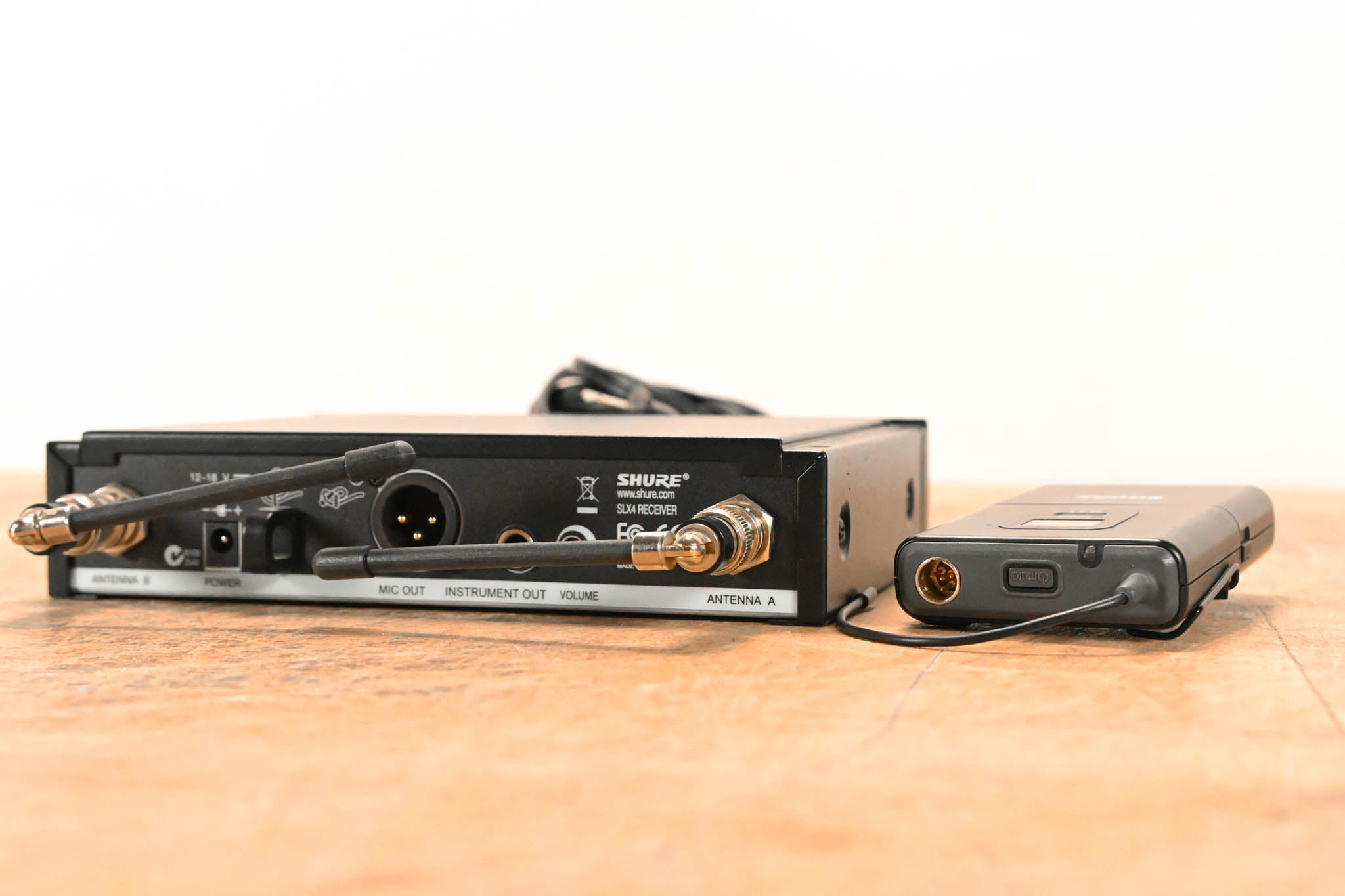 Shure SLX14-H5 Wireless Bodypack System - 518-542 MHz (NO POWER SUPPLY)