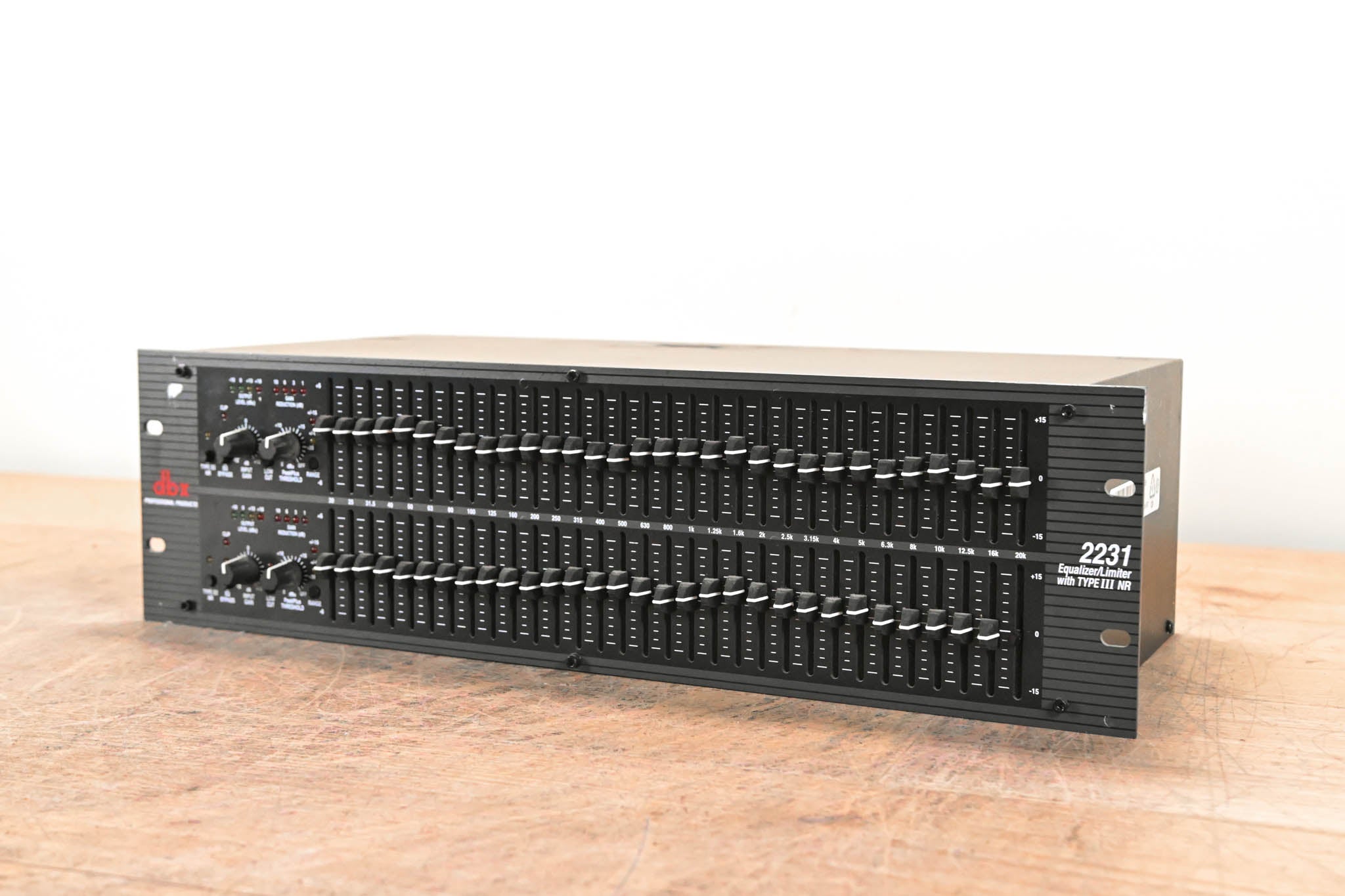 dbx 2231 Dual-Channel 31-Band Graphic Equalizer/Limiter