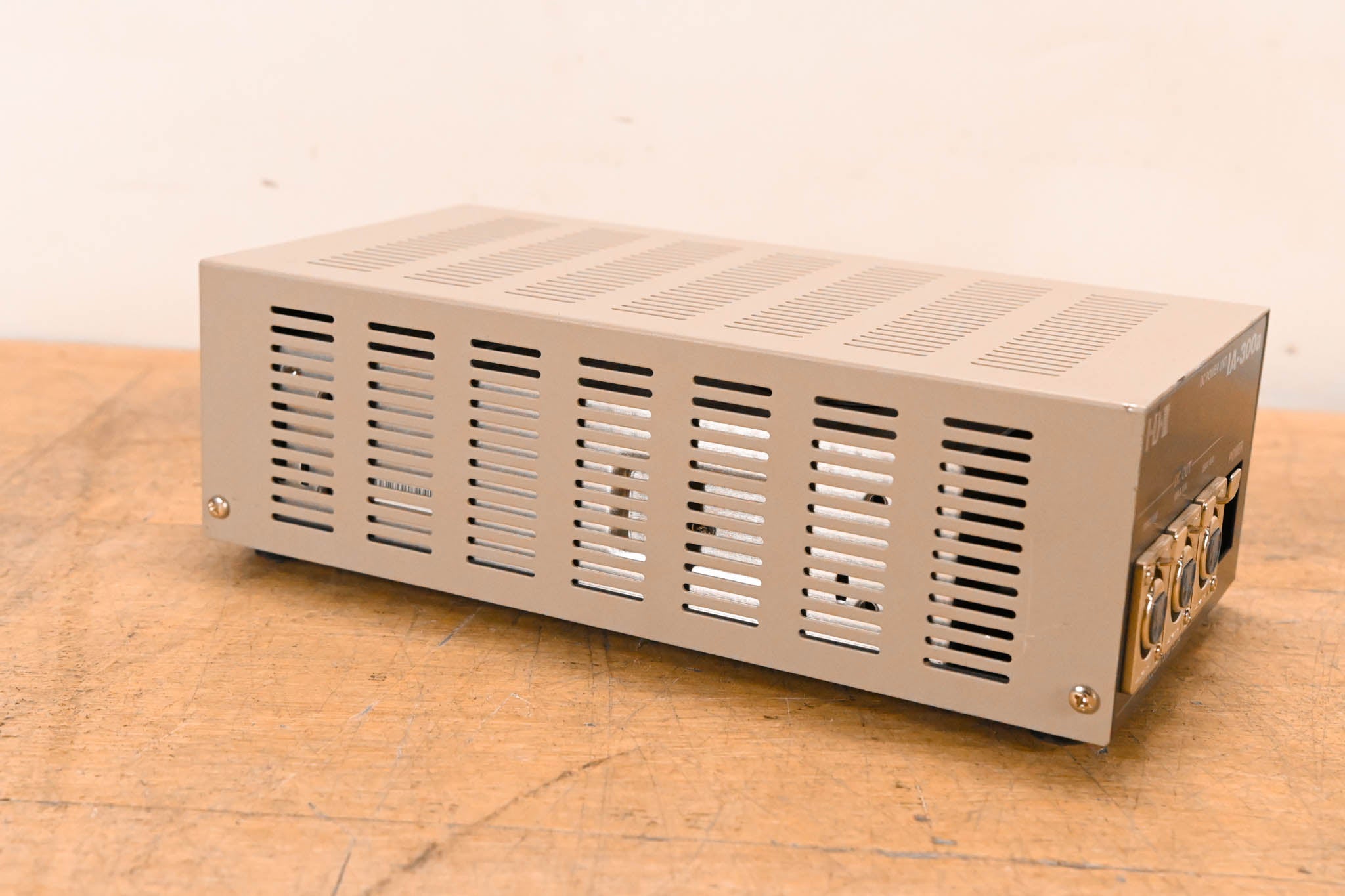 IDX System Technology IA-300a Triple-Channel Camera Power Supply