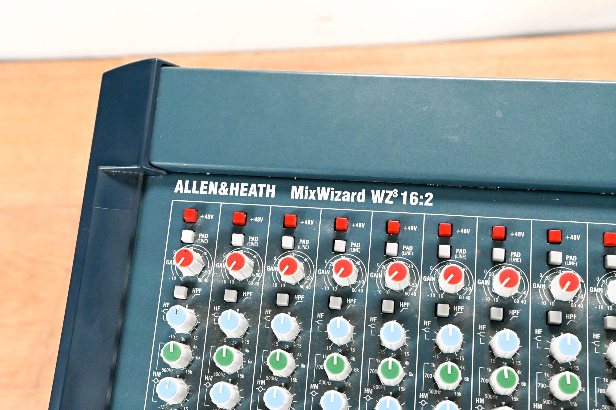 Allen & Heath MixWizard WZ3 16:2 16-Channel Analog Mixer