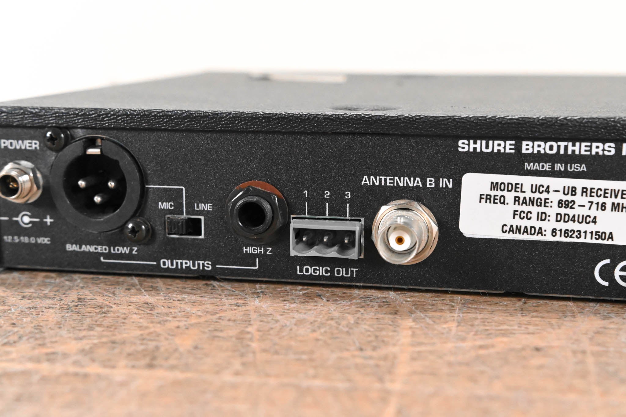 Shure UC4-UB Wireless Receiver - UB Band: 692-716 MHz (NO POWER SUPPLY)