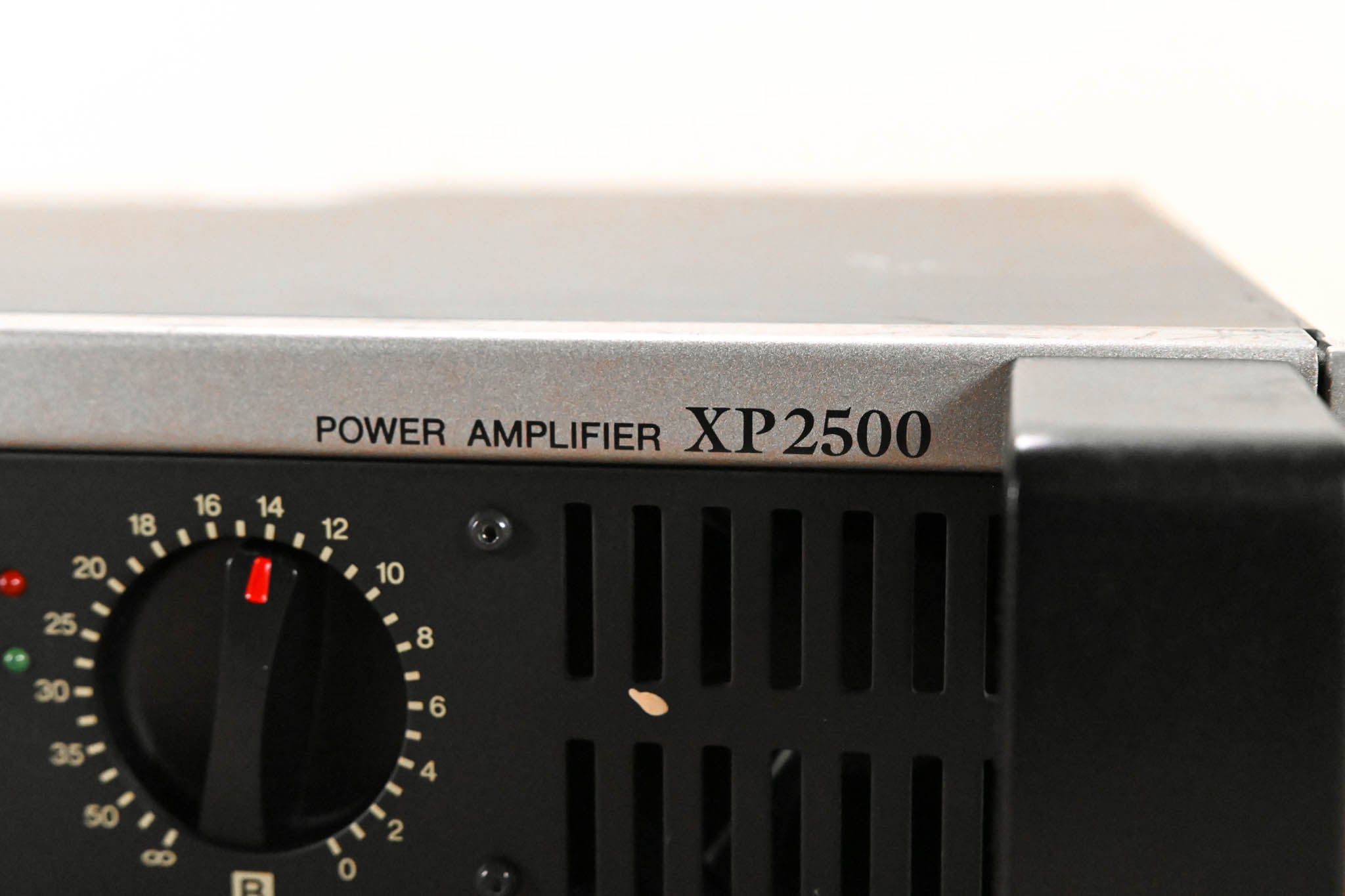 Yamaha XP2500 2-Channel Power Amplifier CG01LTC