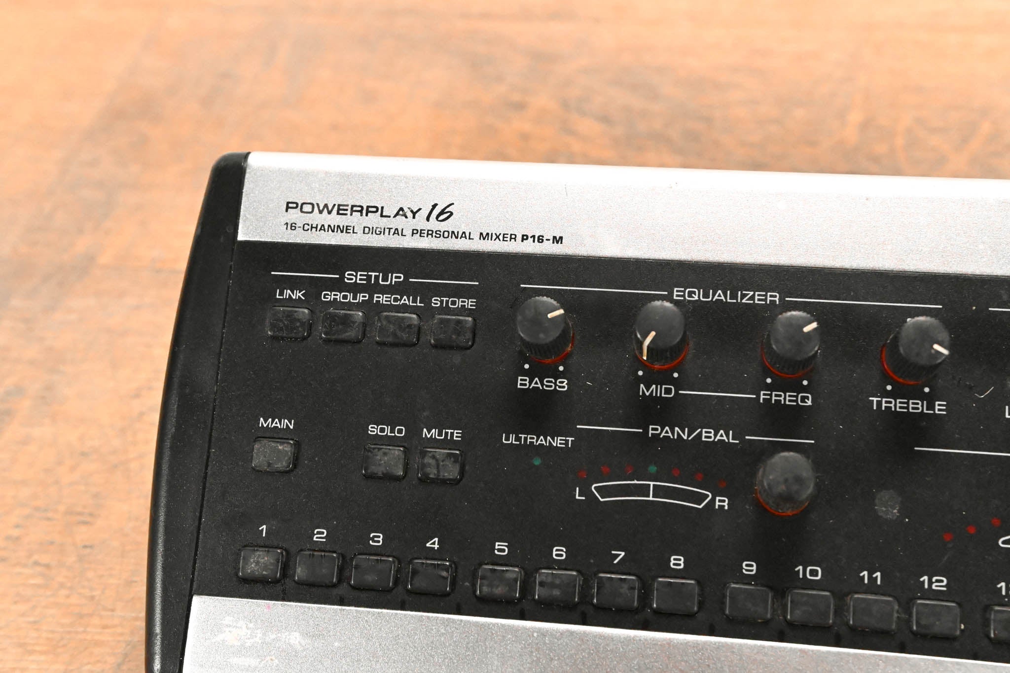 Behringer Powerplay P16-M 16-Channel Digital Personal Mixer