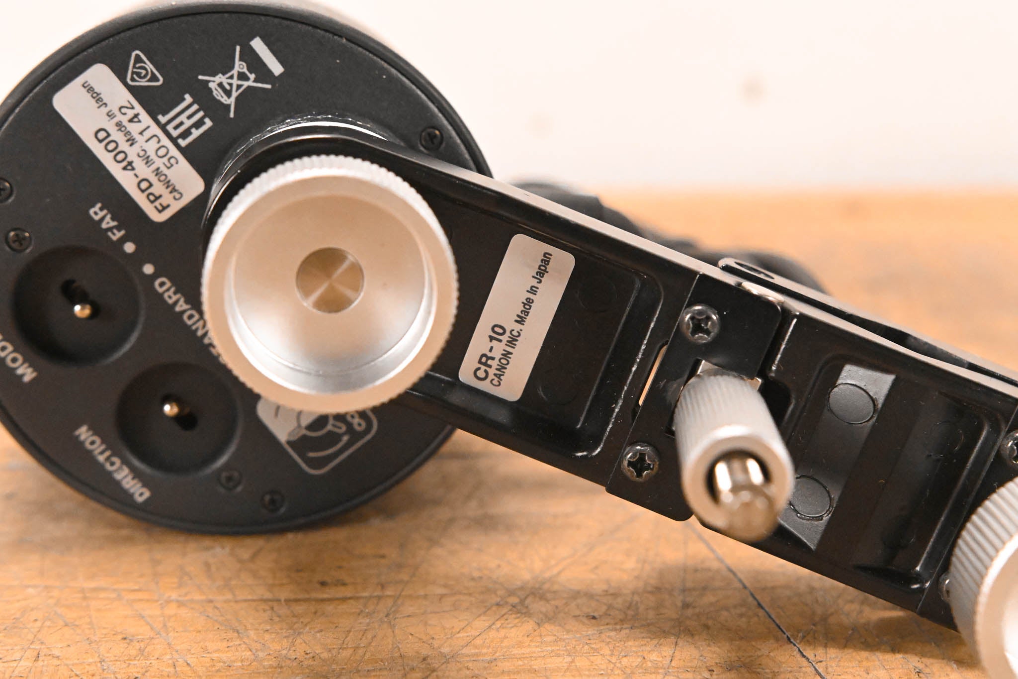 Canon FPD-400D Digital Focus Servo Demand with CR-10 Mount Clamp