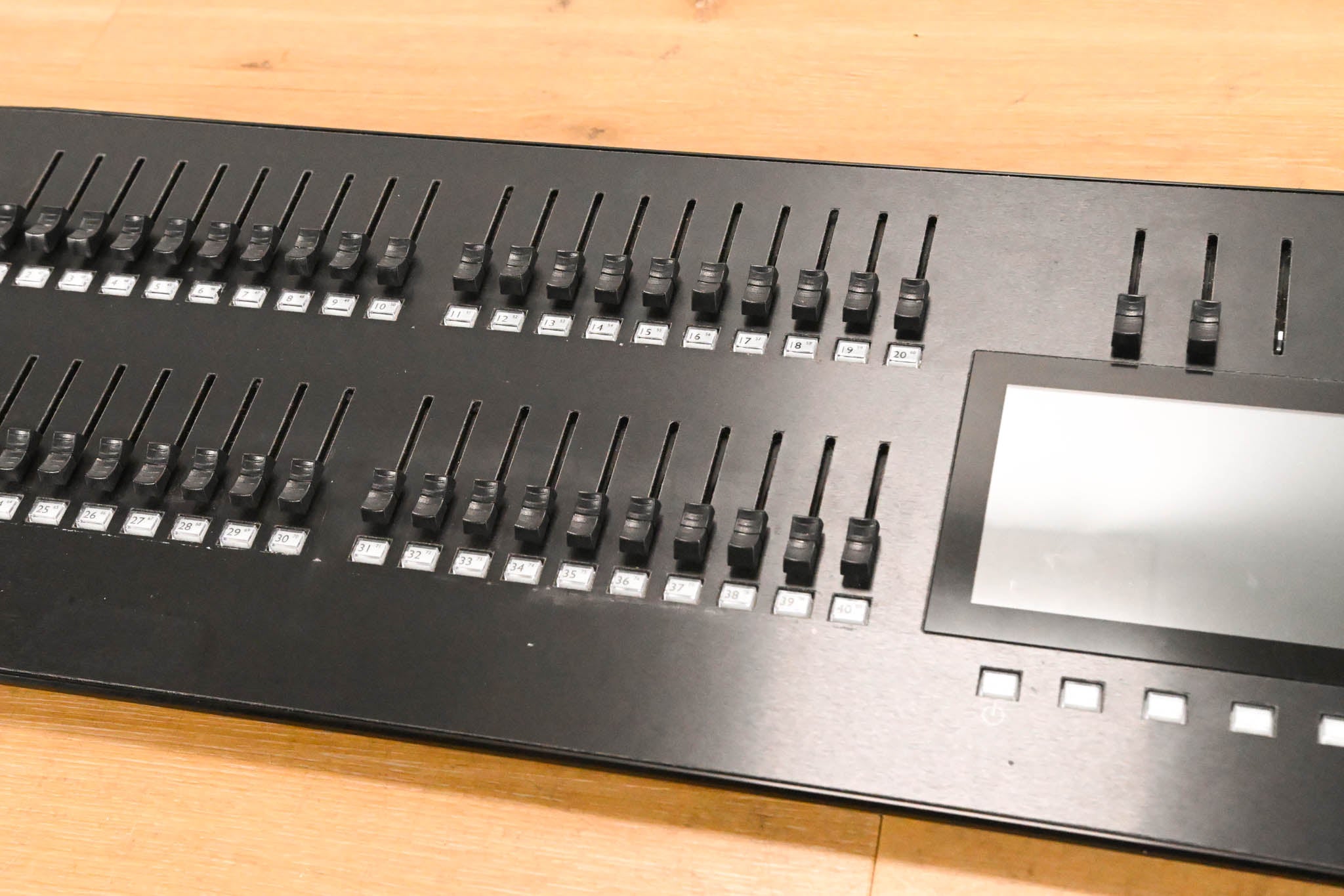 ETC CS40 ColorSource 40-Fader Lighting Console (NO POWER SUPPLY)