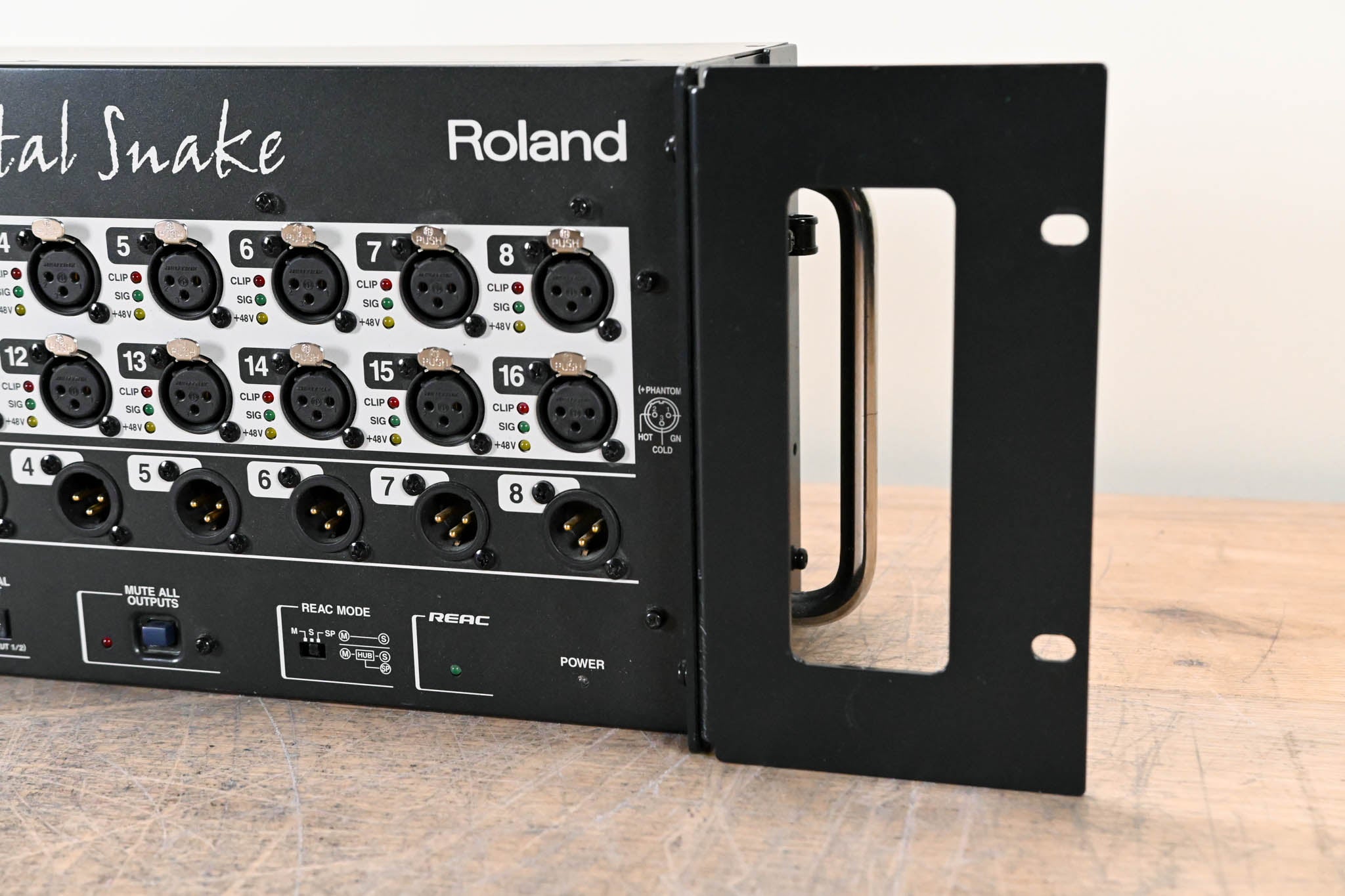 Roland S-1608 16 x 8 Stage Unit