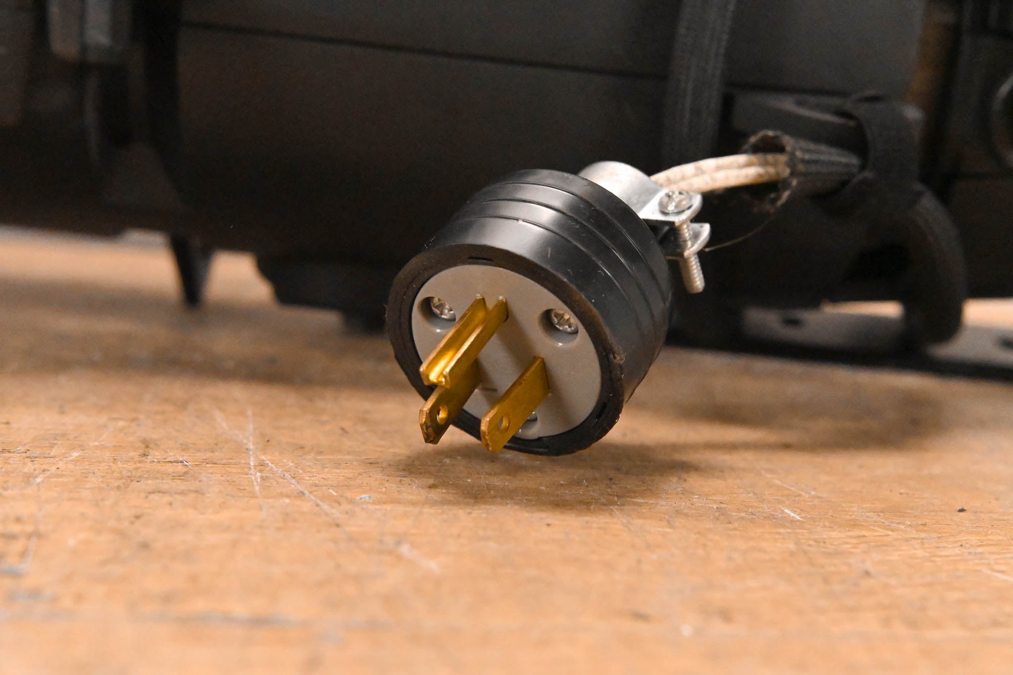 ETC Source Four Jr 25-50 Degree Zoom 575 Ellipsoidal Light