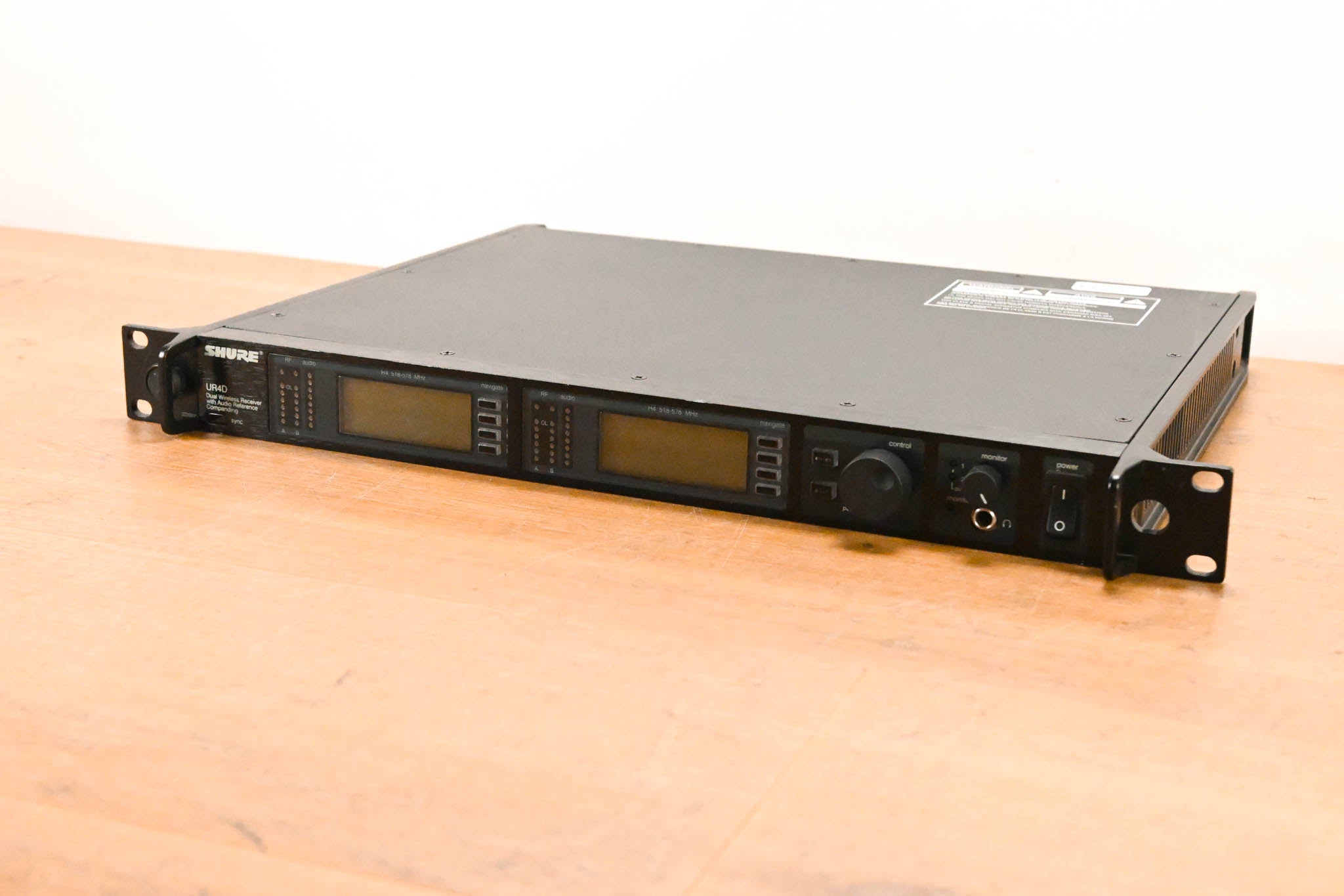 Shure UR4D Dual-Channel UHF Wireless Receiver - H4 Band: 518-578 MHz