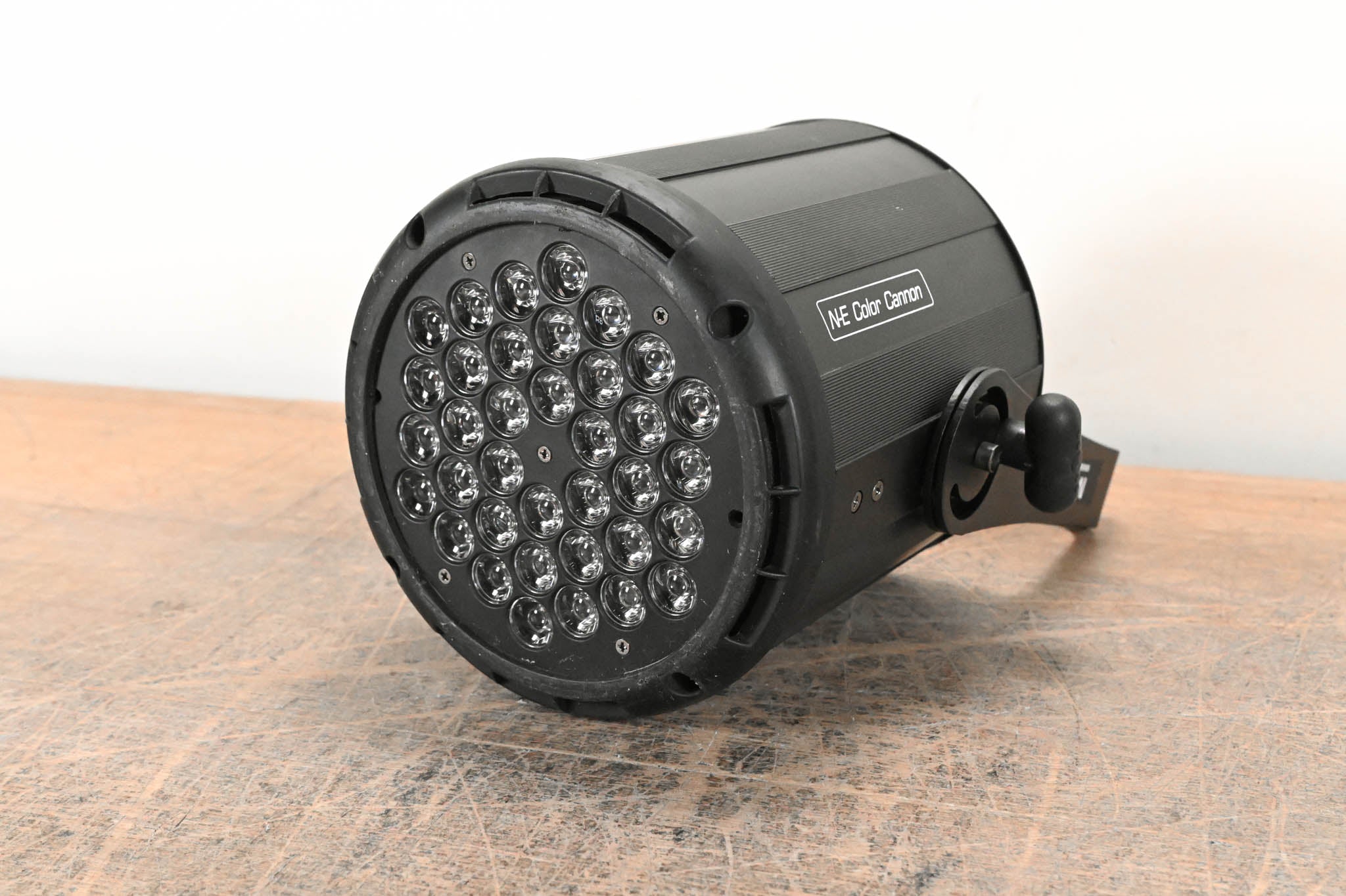 MEGA-LITE 4025 N-E Color Cannon LED Light