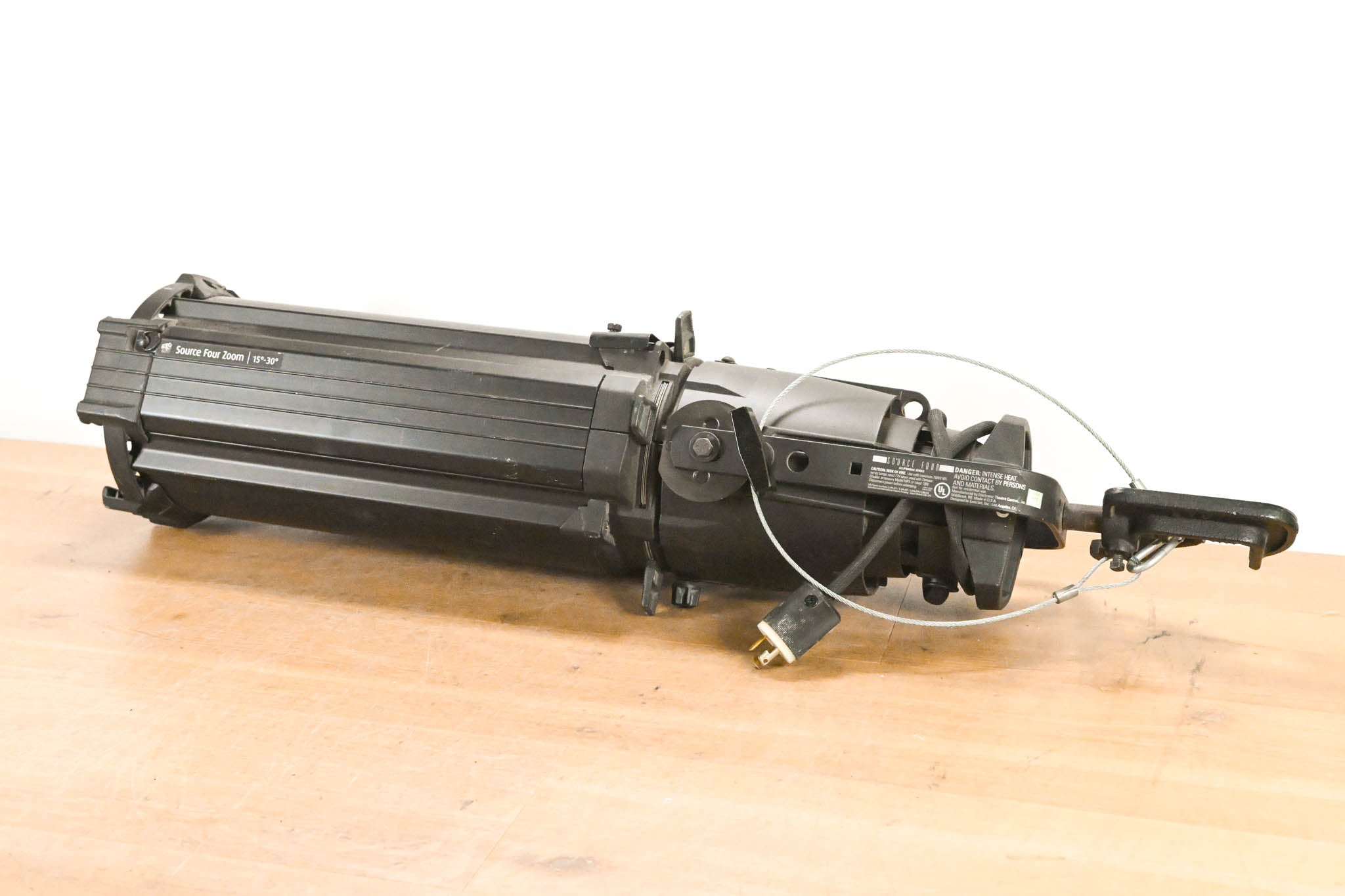 ETC Source Four Zoom 15-30 Degree 750 Ellipsoidal Light