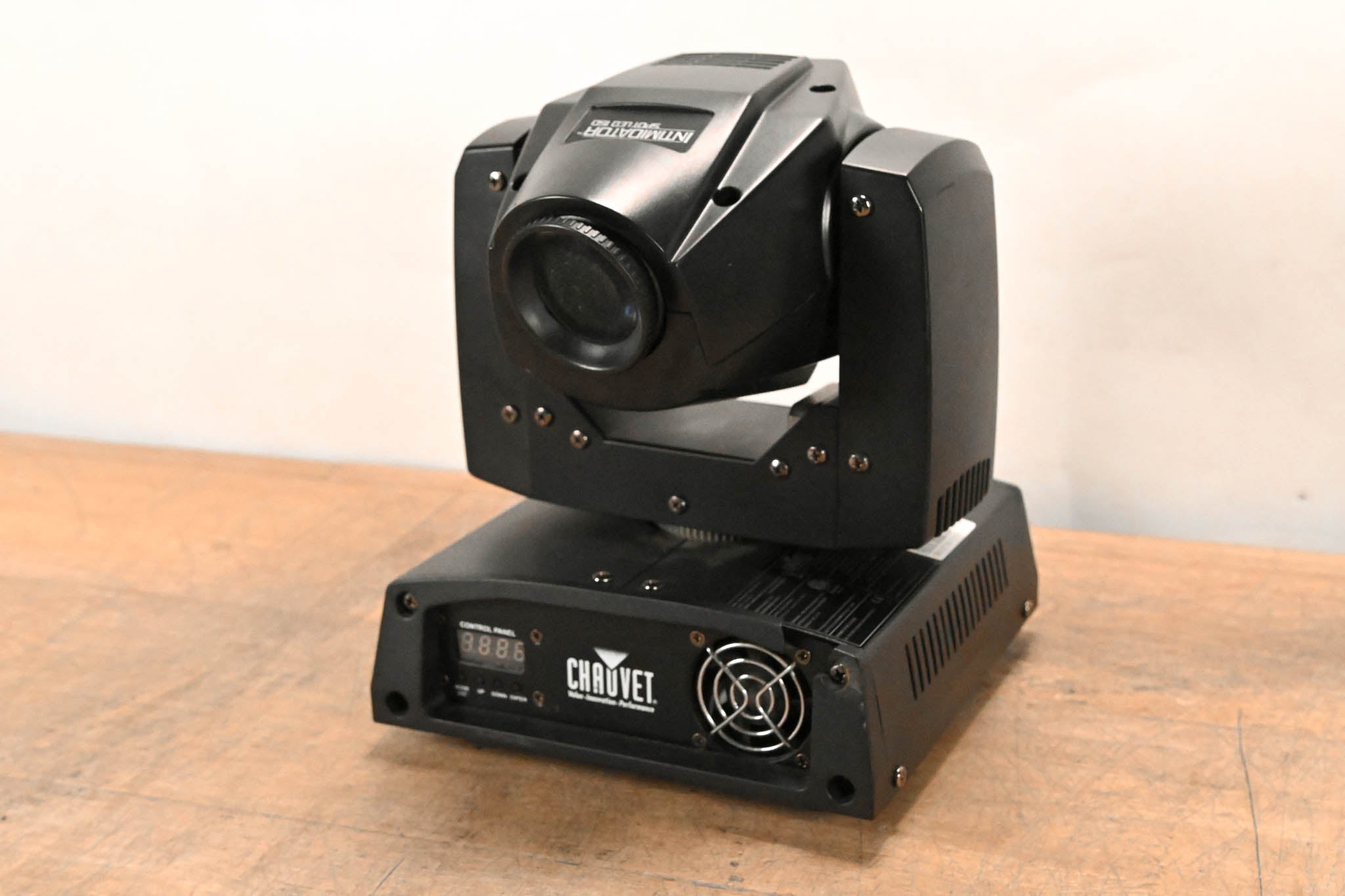 Chauvet Intimidator Spot LED 150 25W LED Moving Head Spot