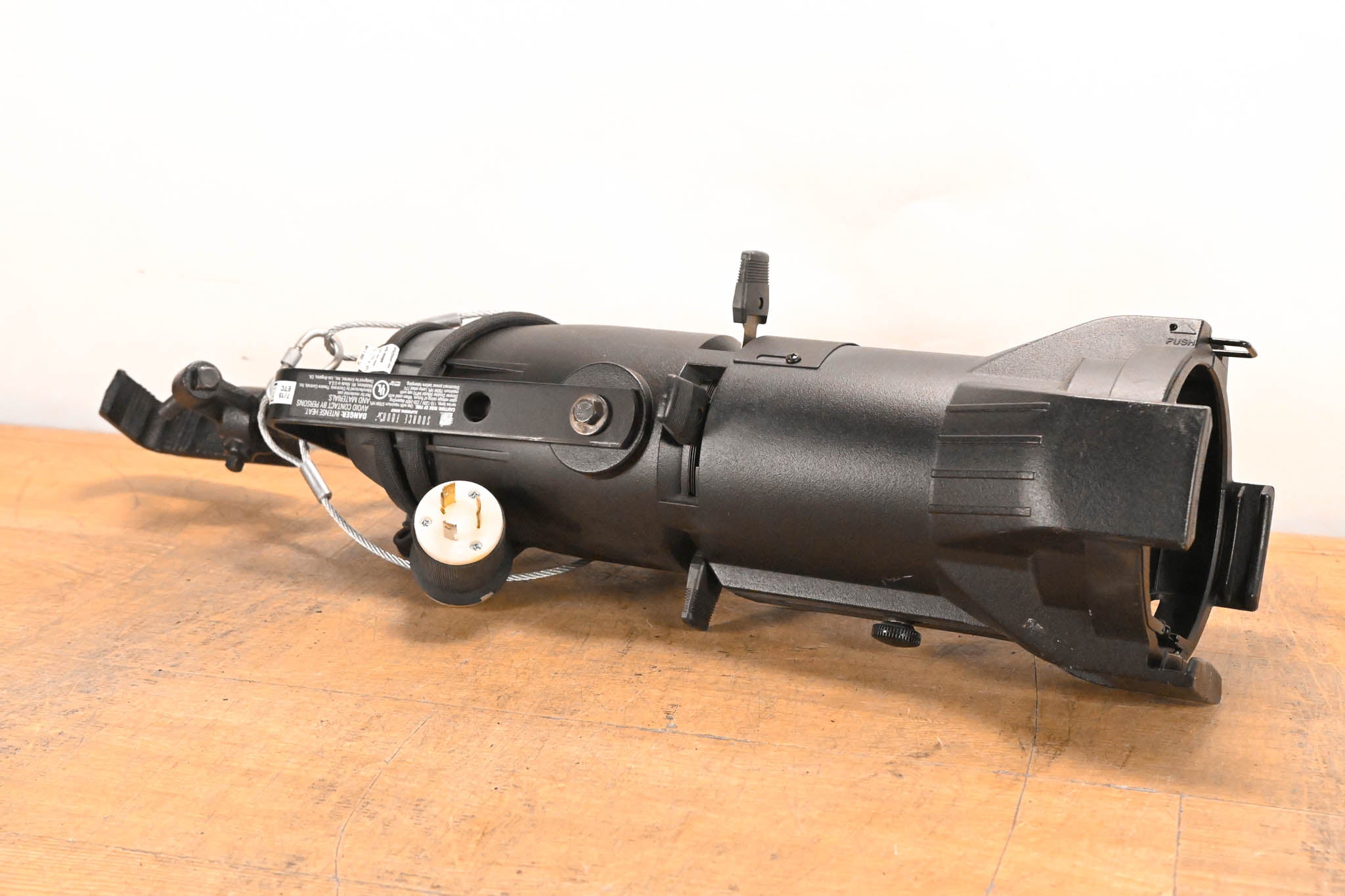 ETC Source Four Jr 50 Degree 575 Ellipsoidal Light