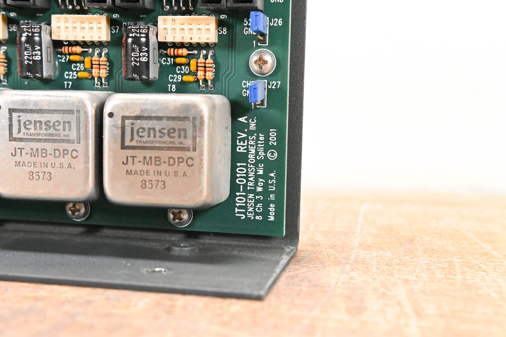 Jensen JT-MS-8N3 8-CH 3-Way Mic Splitter with Phantom Power Circuitry
