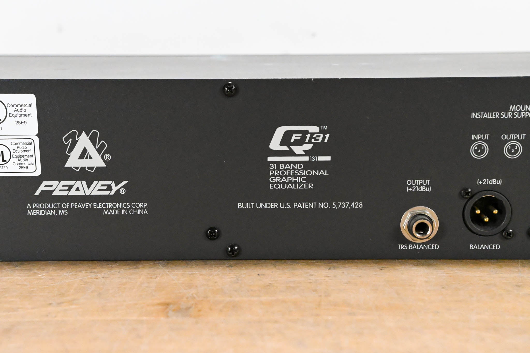 Peavey QF 131 31-Band Graphic Equalizer