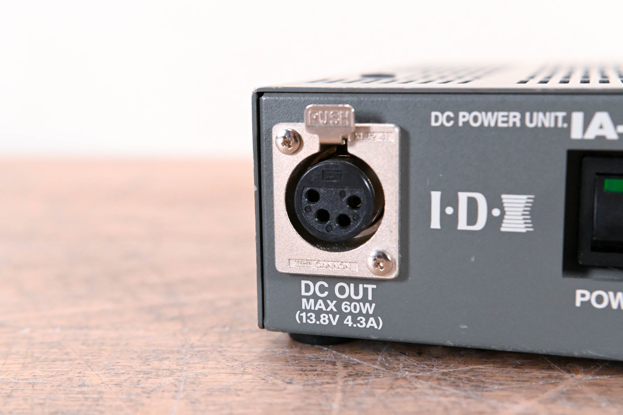 IDX System Technology IA-60a Single-Channel DC Power Supply