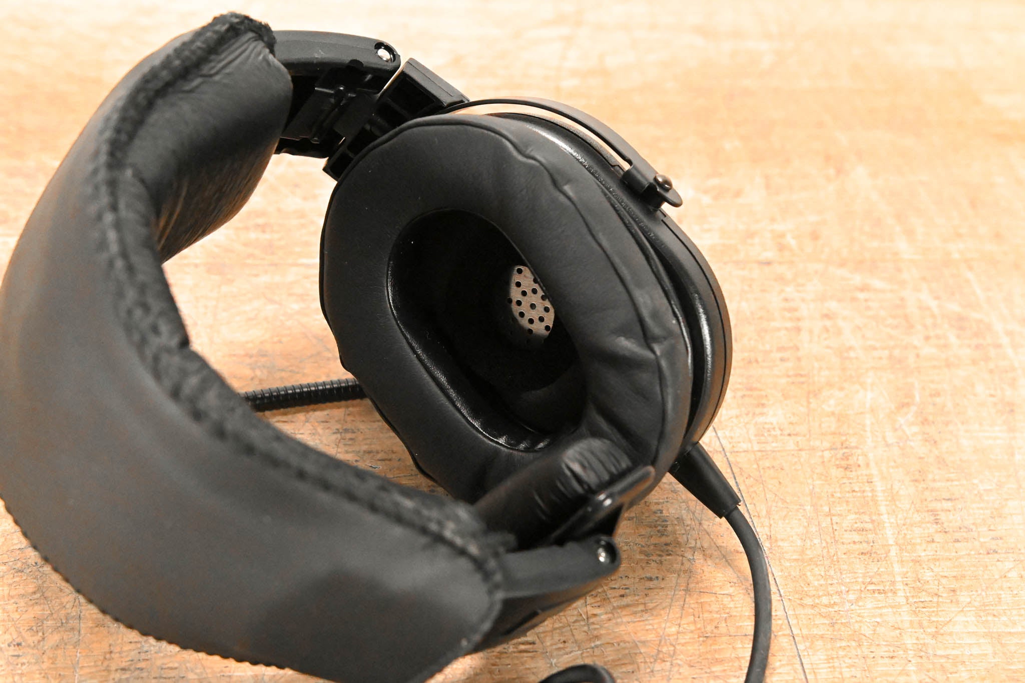 RTS HR-1 Single-Sided Headset with Flexible Dynamic Boom Mic