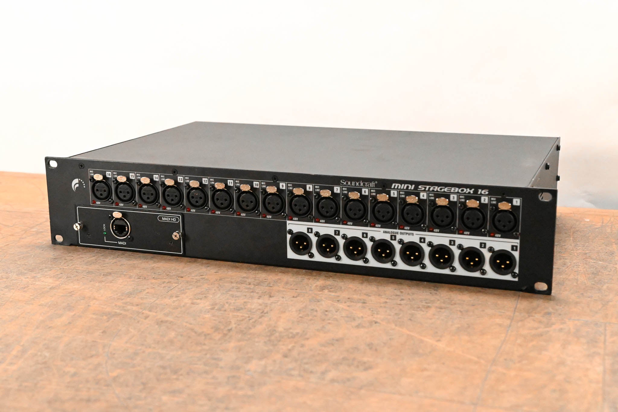 Soundcraft Mini Stagebox 16 Cat 5 16-CH Digital Stagebox with MADI Card