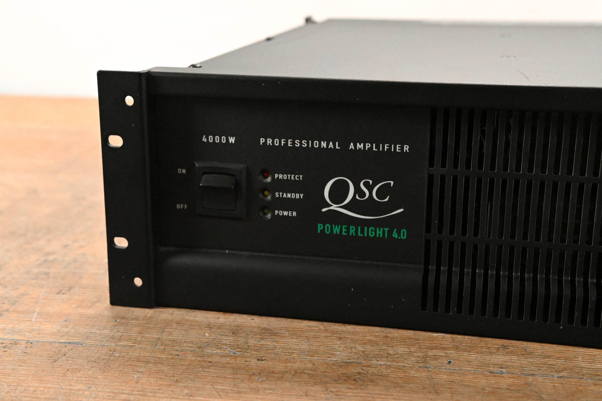 QSC PowerLight 4.0 2-Channel Power Amplifier