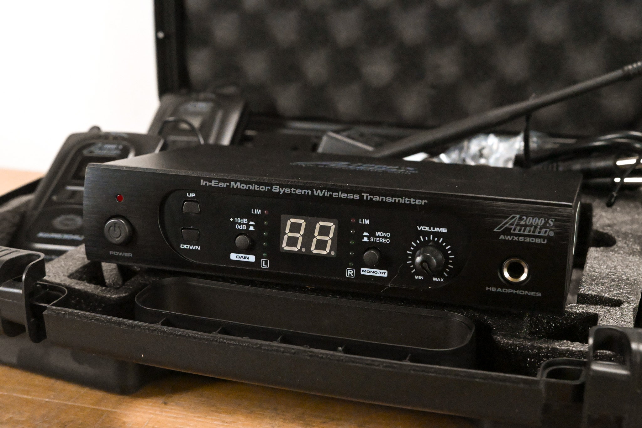 Audio2000's AWM630AU IEM System w/ four Bodypack Receivers: 573-597.8MHz