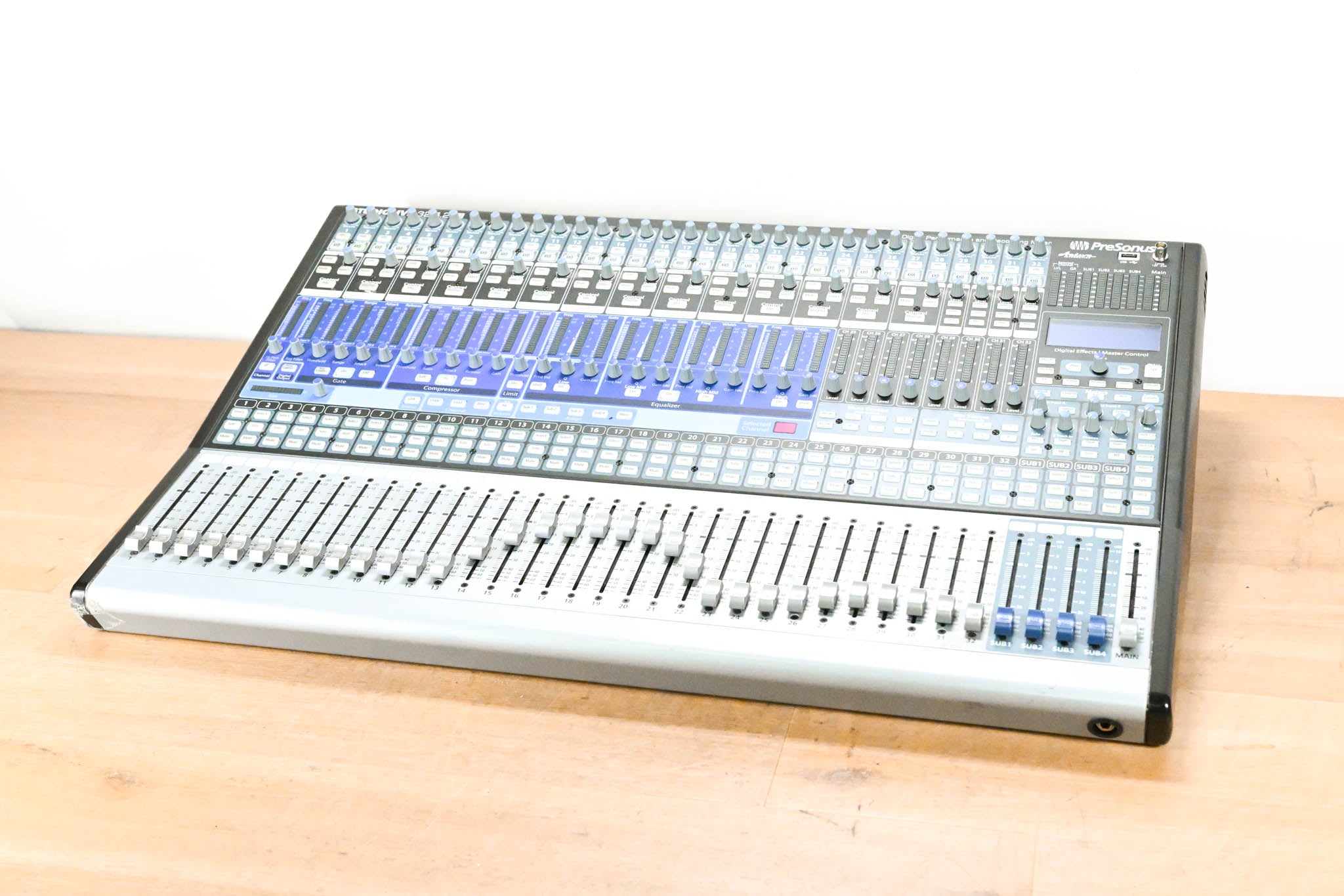 PreSonus StudioLive 32.4.2AI 32-Channel Digital Mixer