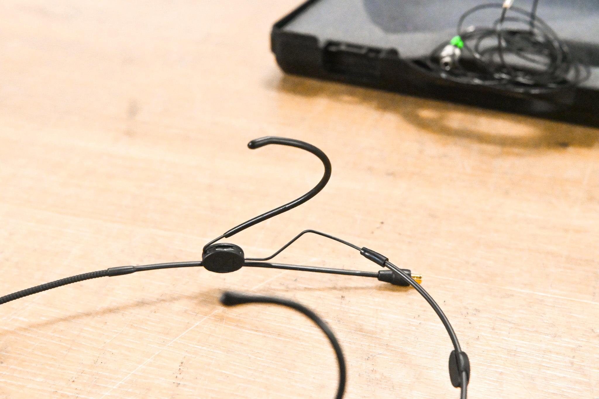 Sennheiser HSP-4 Over-Ear Microphone